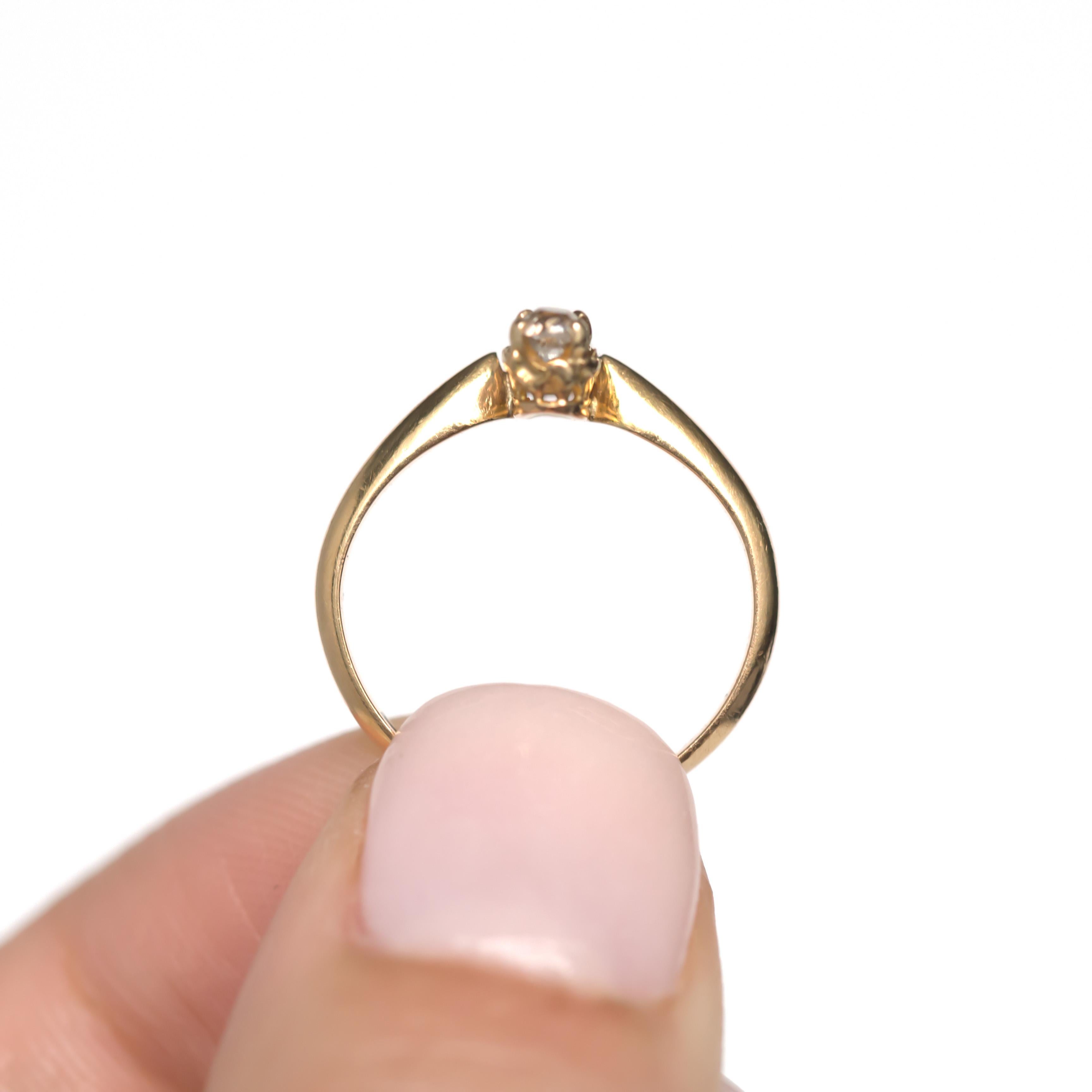 Edwardian .20 Carat Sapphire Yellow Gold Engagement Ring For Sale