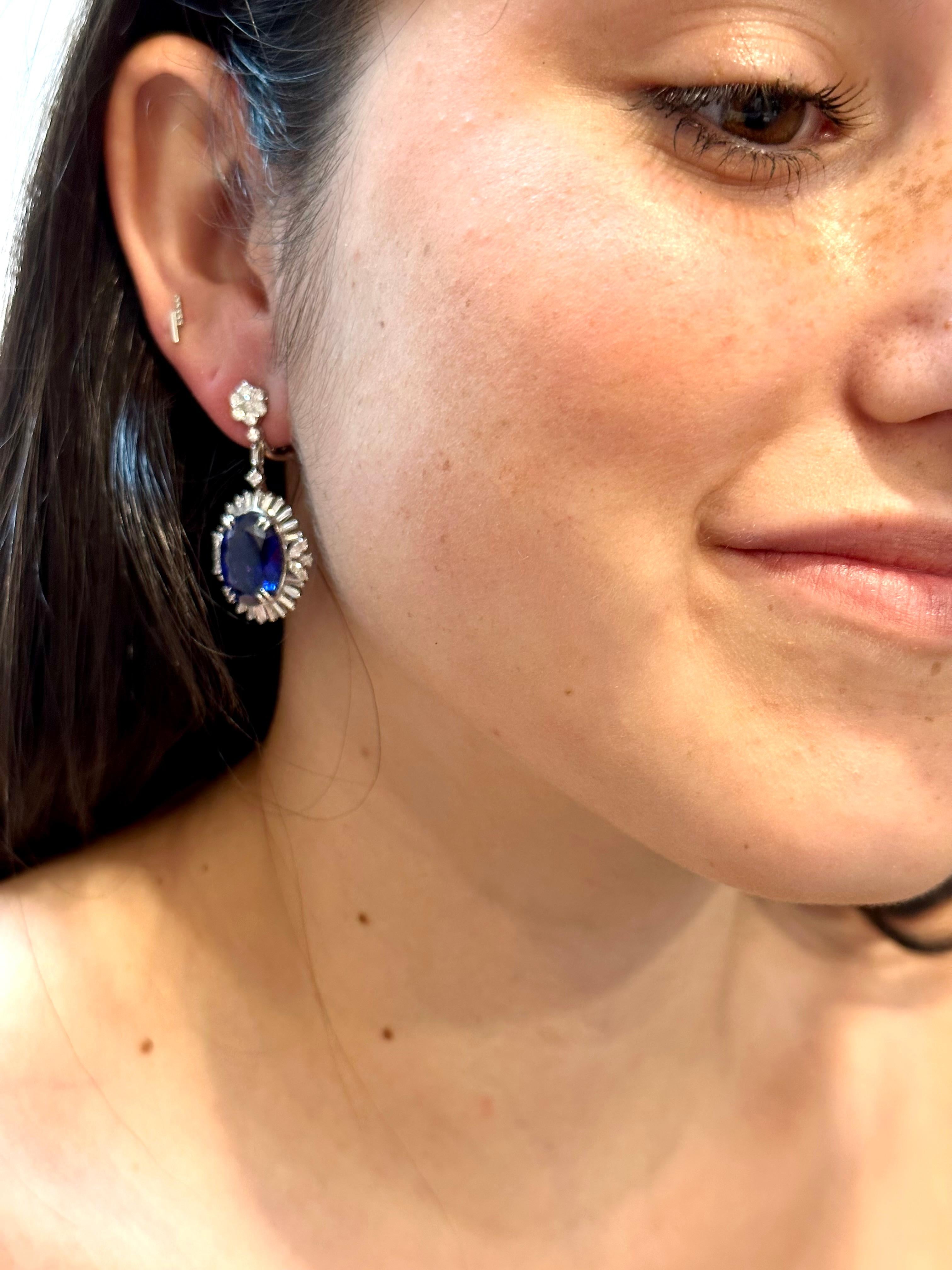 20 Karat Tansanit & Diamant Hänge-/Cocktailtail  Tropfenohrring aus 18 Karat Weißgold 5