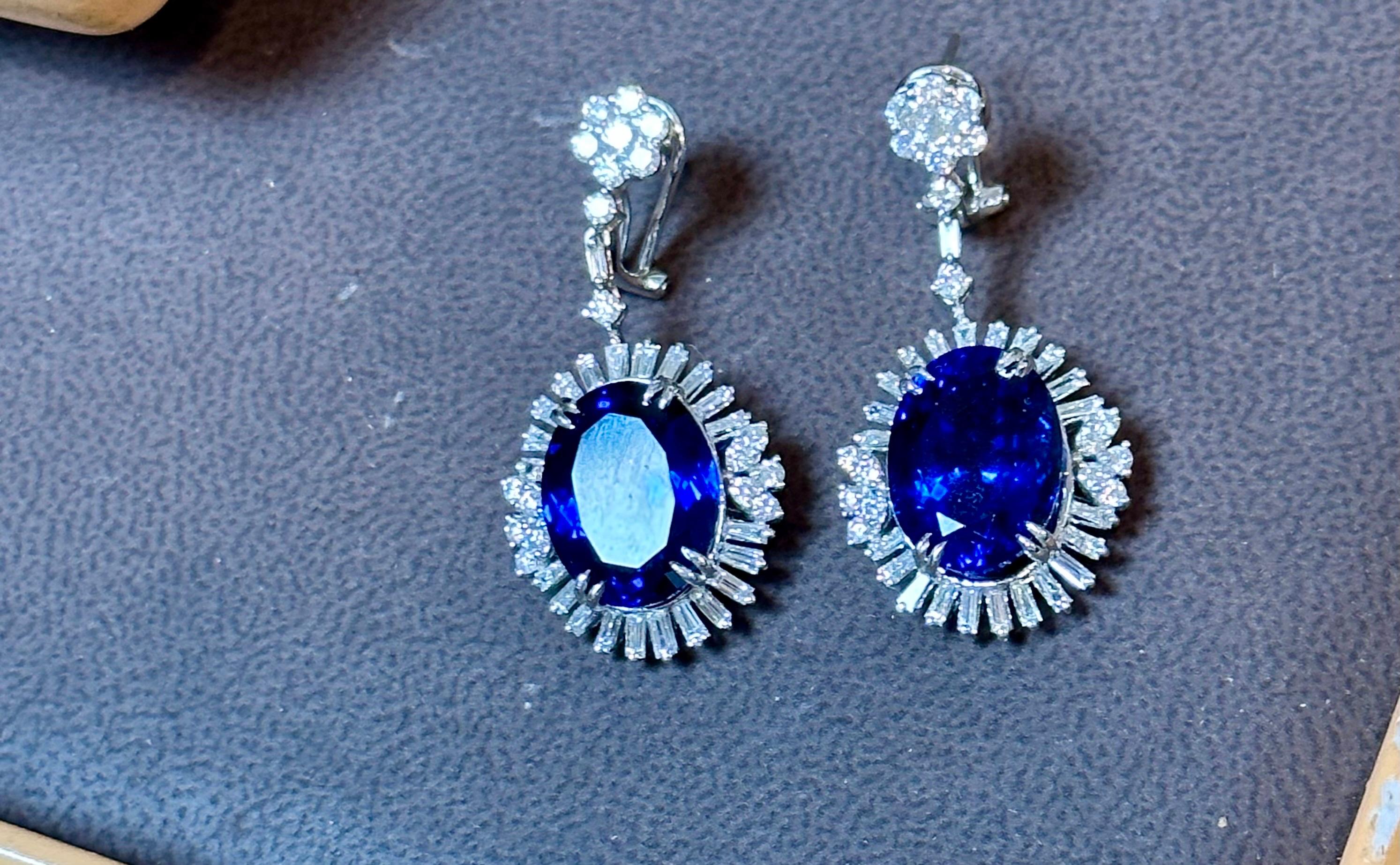 20 Karat Tansanit & Diamant Hänge-/Cocktailtail  Tropfenohrring aus 18 Karat Weißgold (Ovalschliff)