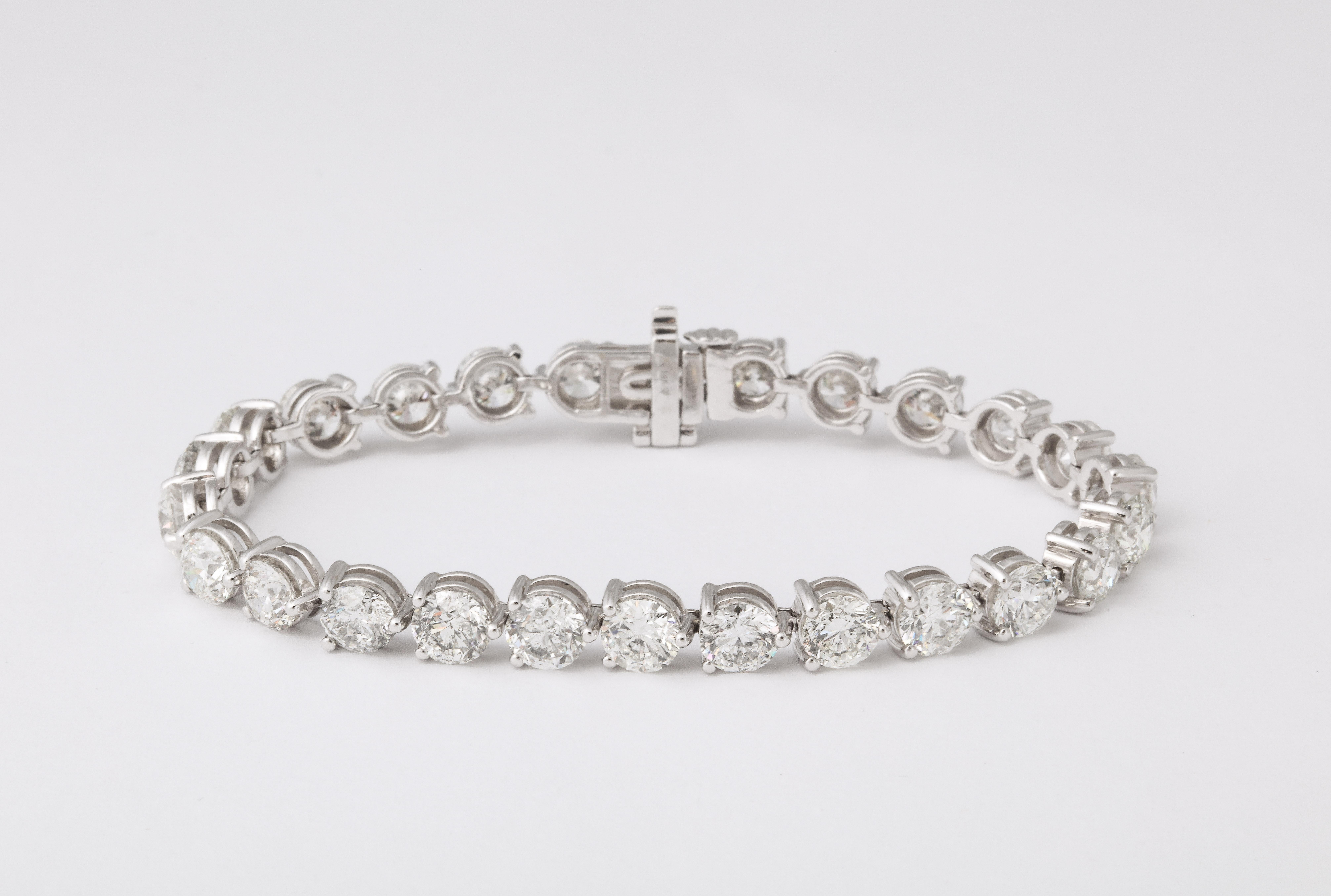 20 ct tennis bracelet