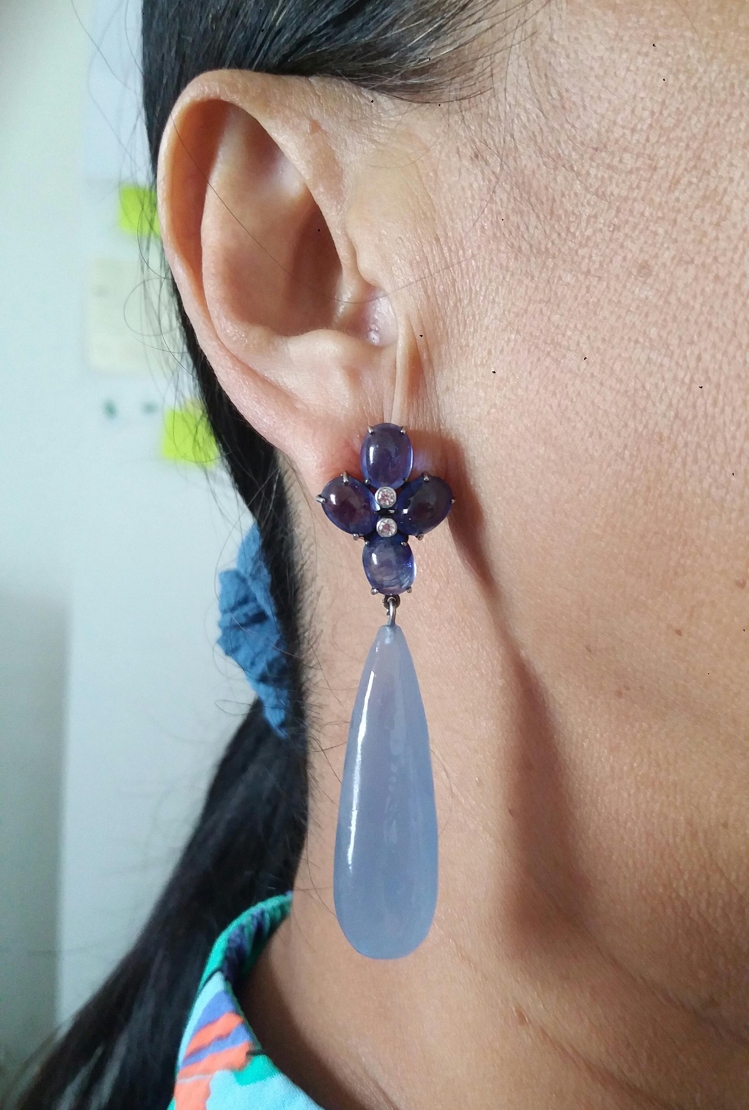 20 Carats Blue Sapphire Cabs Gold Diamonds Pear Shape Chalcedony Drops Earrings in vendita 8