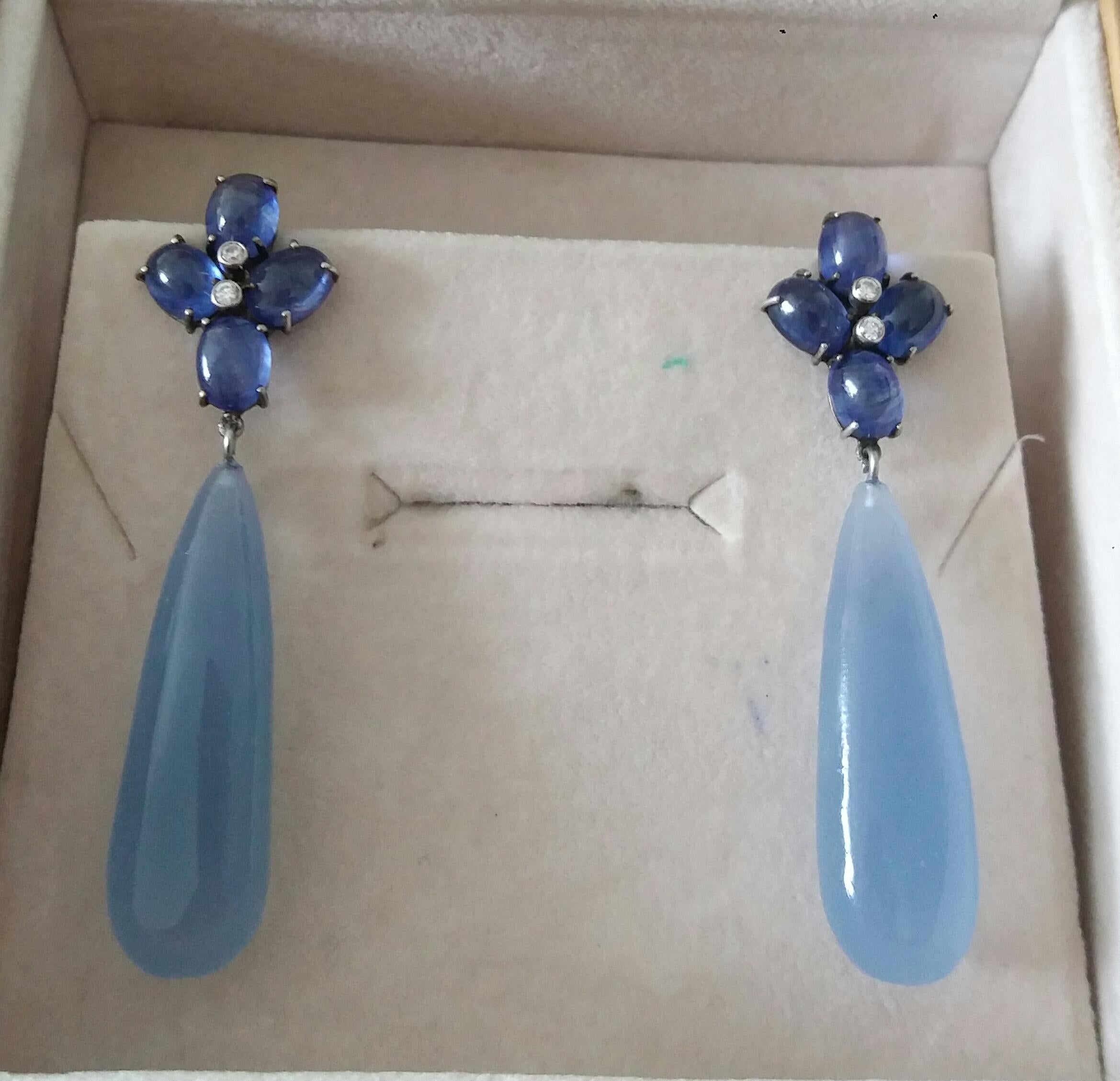20 Carats Blue Sapphire Cabs Gold Diamonds Pear Shape Chalcedony Drops Earrings For Sale 2