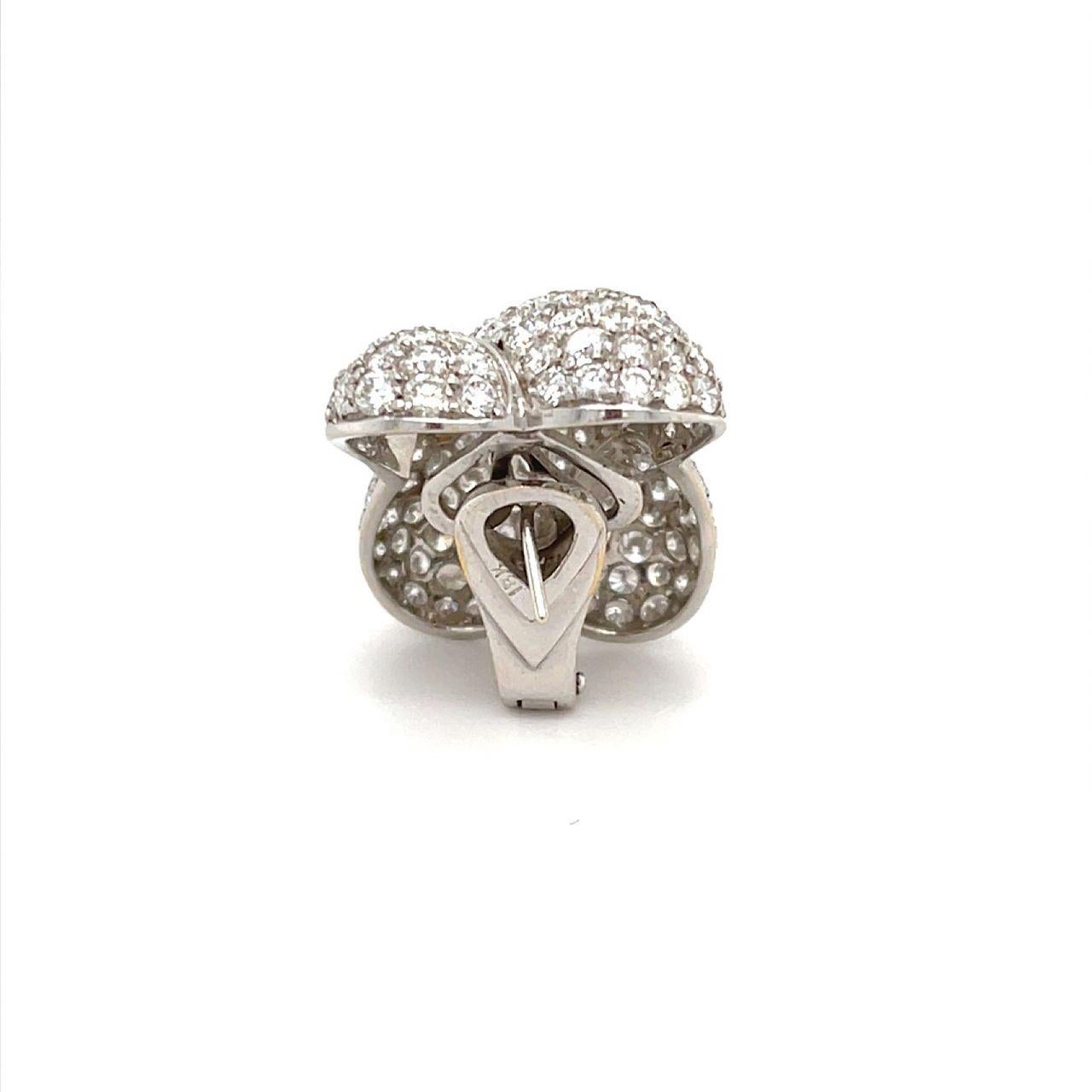 Art Nouveau 20 Carats Diamond Earrings Pave' Omega Lever-Back 18K White Gold For Sale