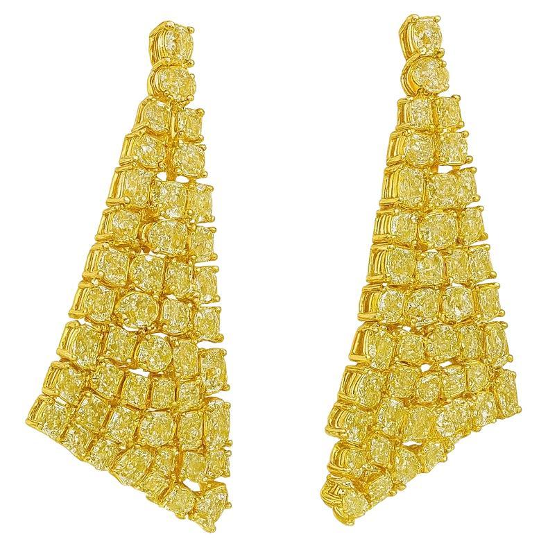 20 Carats Fancy Yellow Diamond Earrings For Sale