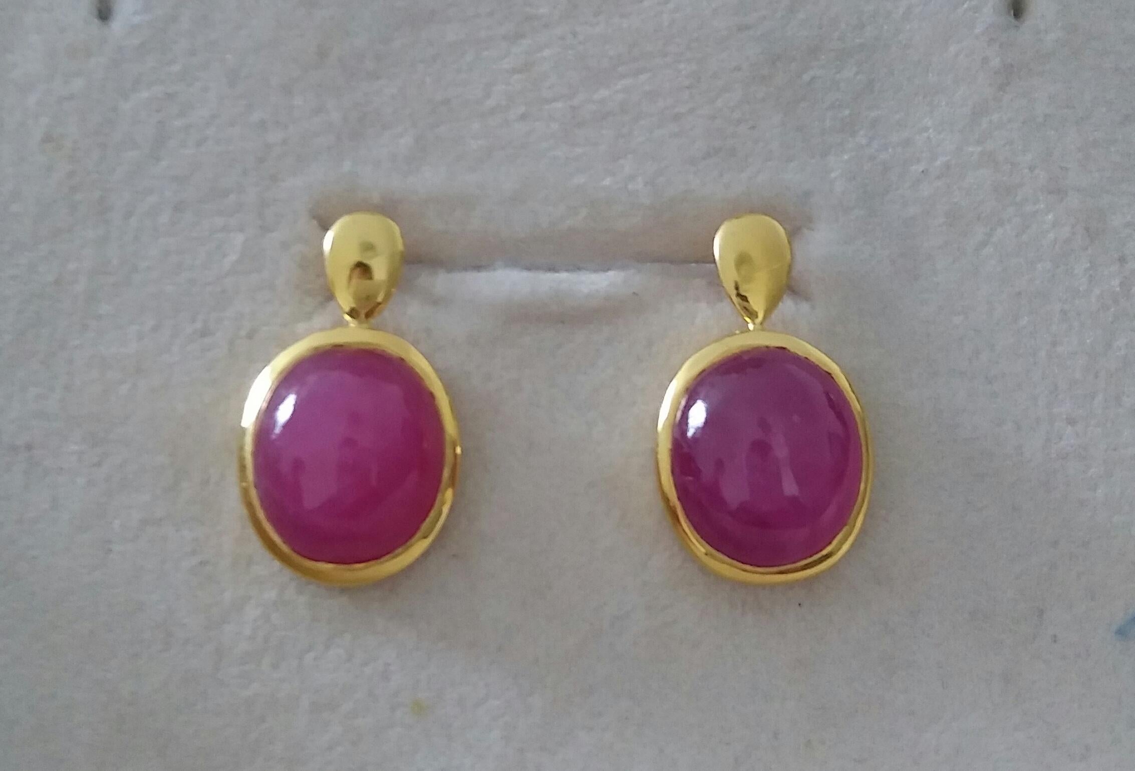 20 Carats Natural Ruby Oval Cabochons 14 Kt Gold Bezel Stud Earrings For Sale 3
