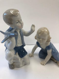 20 Century German Hand Painted Brother and Sister Playing Porcelain, Lippeisdorf