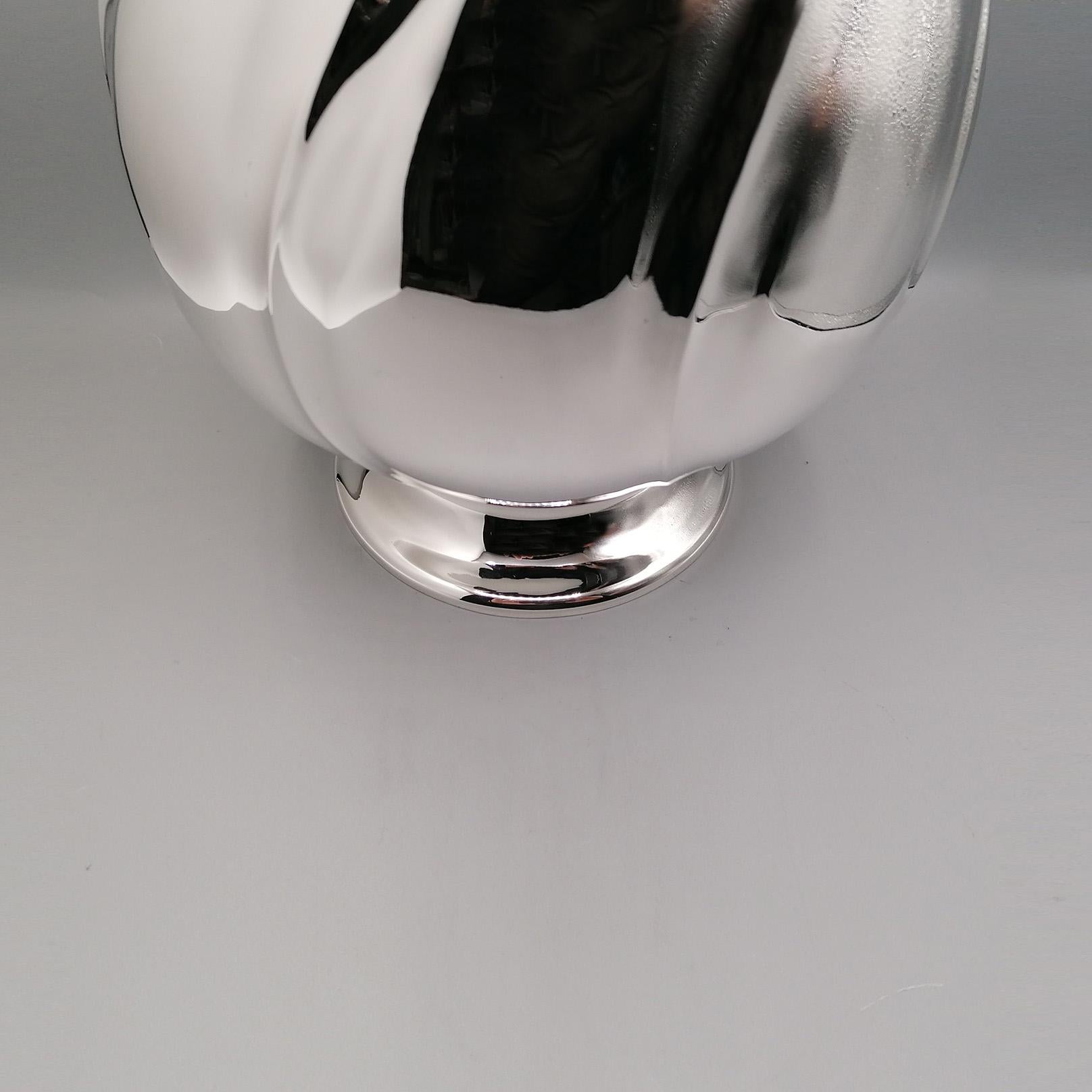 20° Century Italia Solid Silver Vase For Sale 5