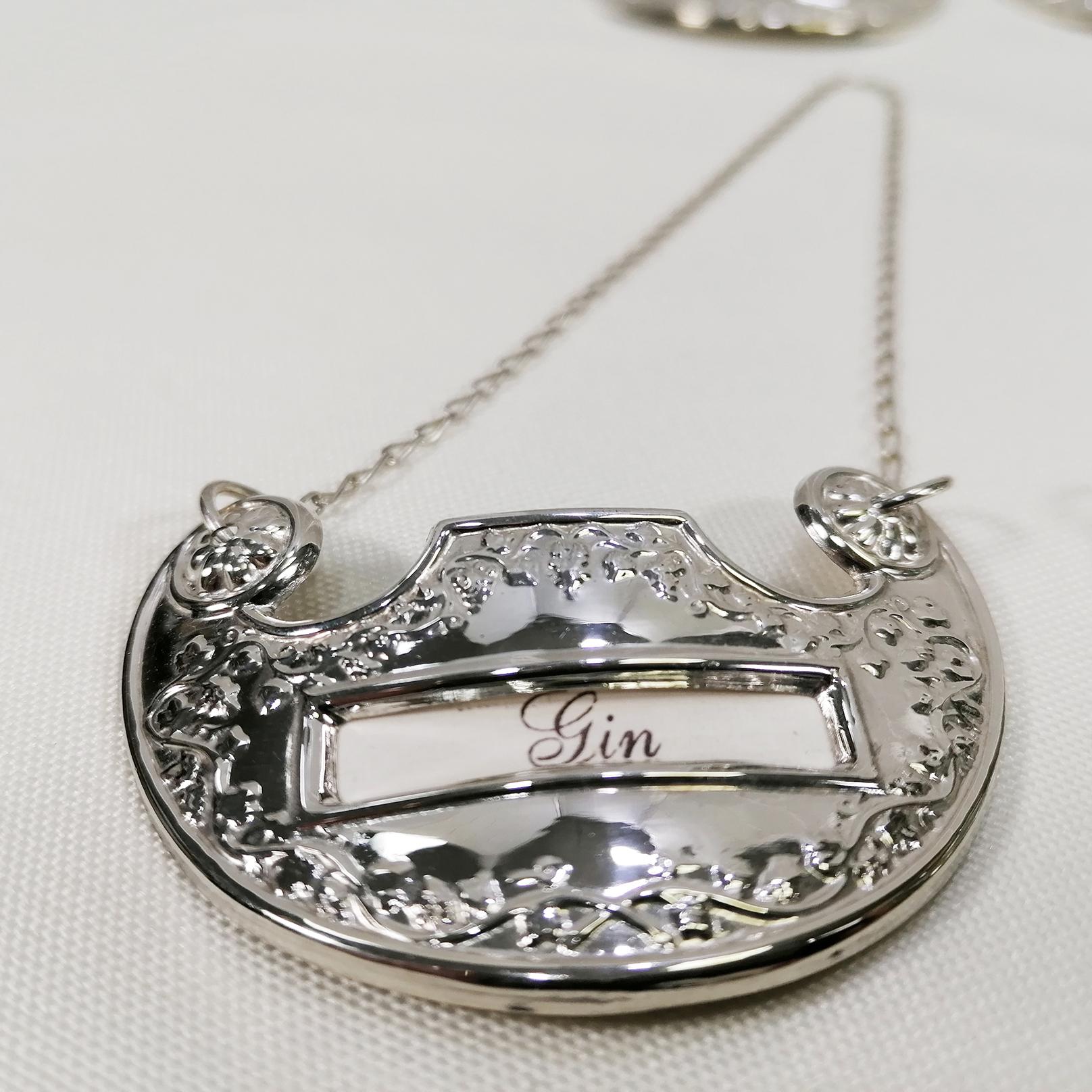 Late 20th Century 20th century Italian Set of 6 Bottle labels in 800 Silver For Sale