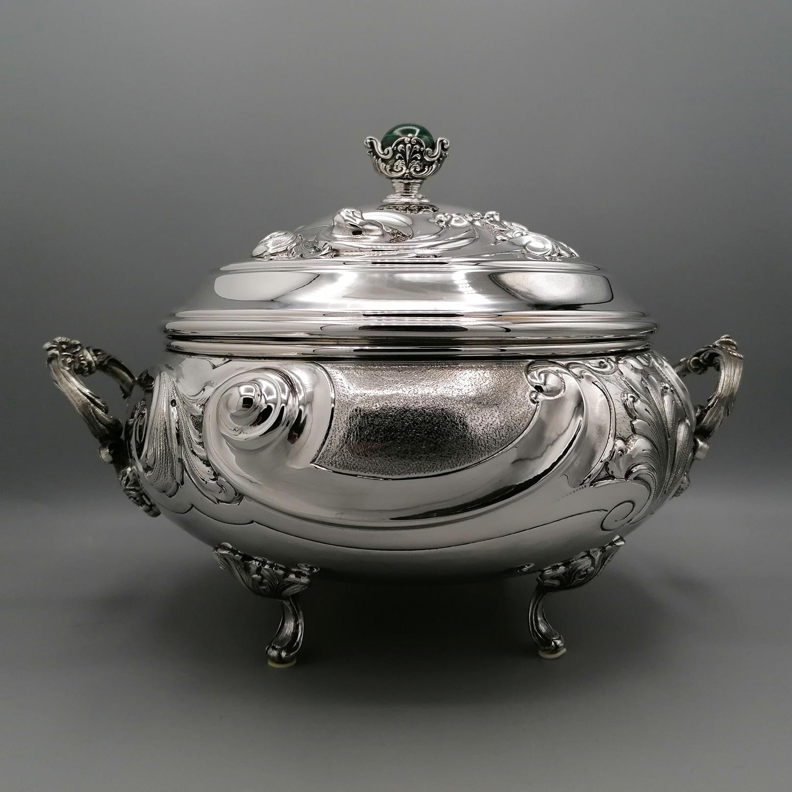 sopera Italia de plata maciza del siglo XX con soporte en venta 9