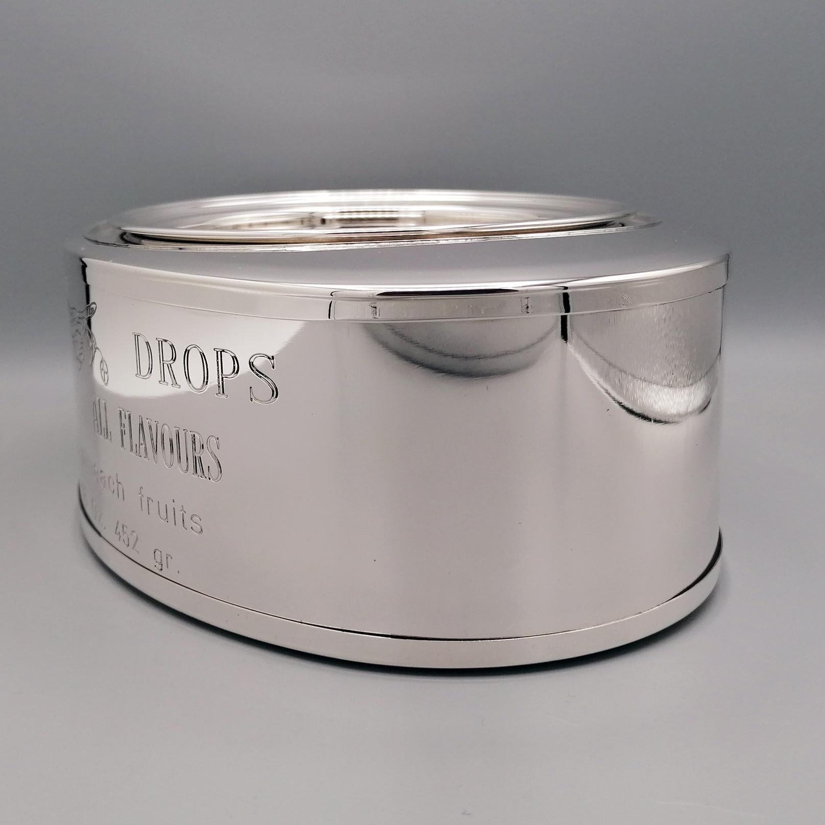 20° Century Italian Solid Silver oval biscuit or candy box For Sale 2
