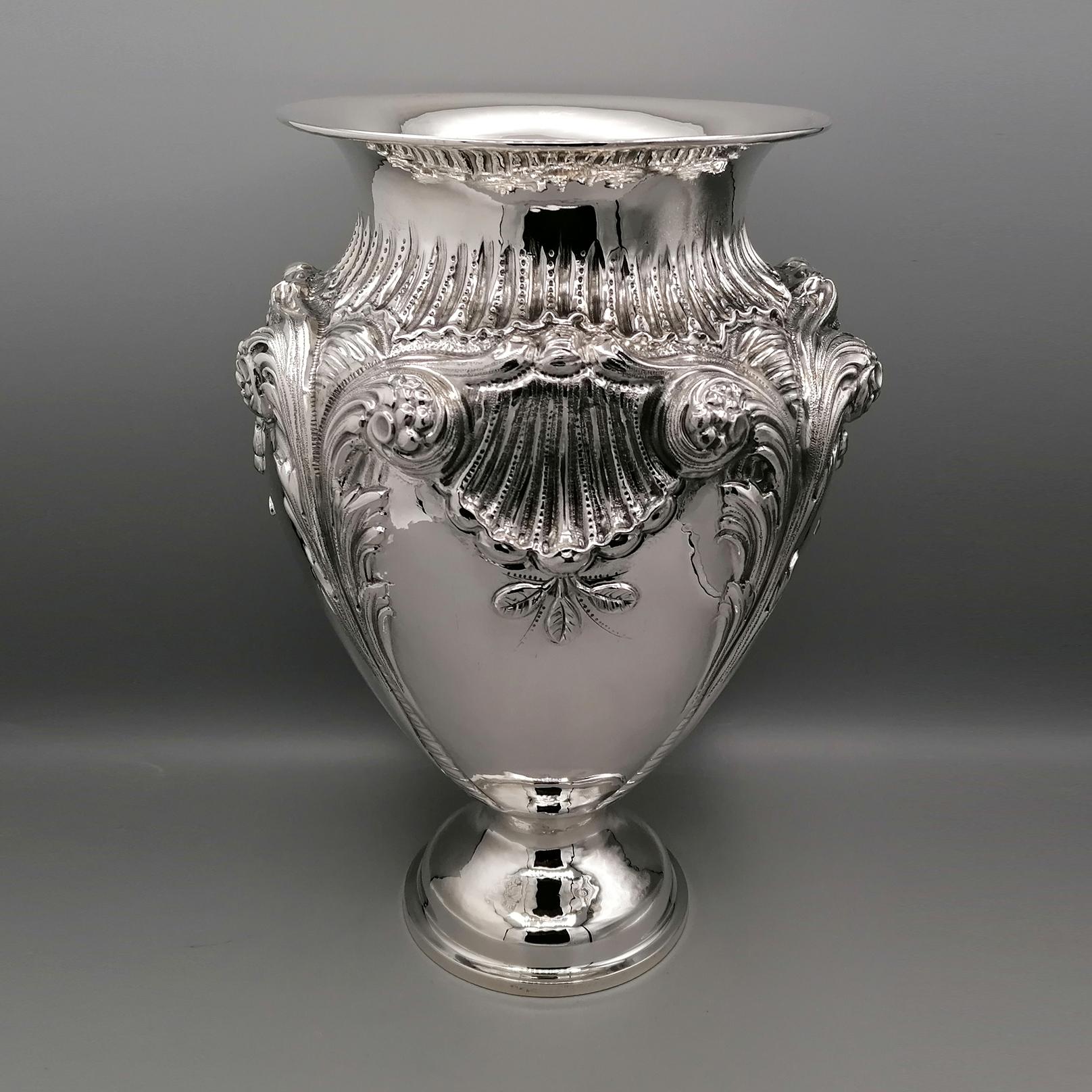 20th Century Italian Sterling Silver Baroque Vase In Excellent Condition For Sale In VALENZA, IT