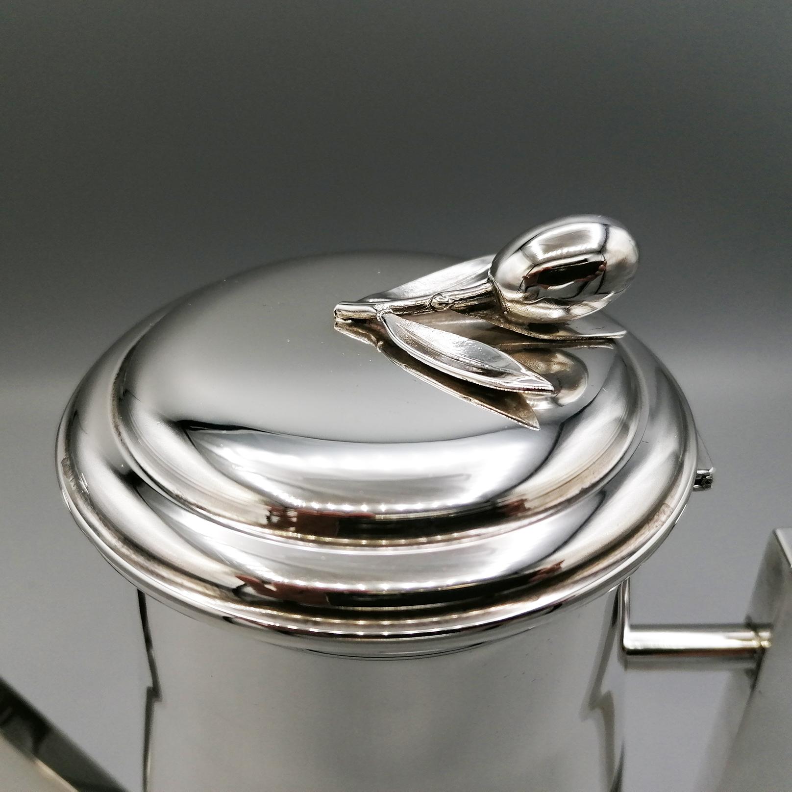 Aceitera esmaltada de plata de ley italiana del siglo XX finales del siglo XX en venta