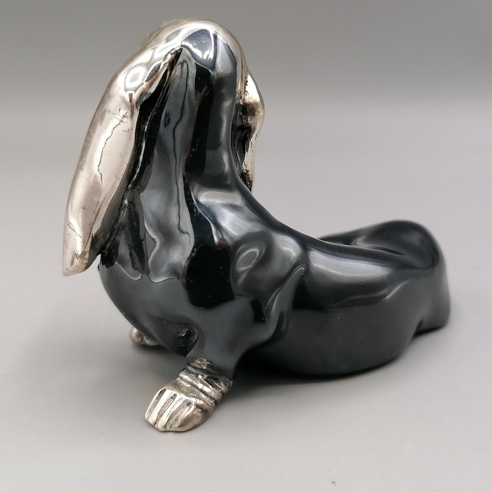 Solide Silberkultur des 20. Jahrhunderts mit der Darstellung eines Basset-Hundhundes (Italienisch) im Angebot