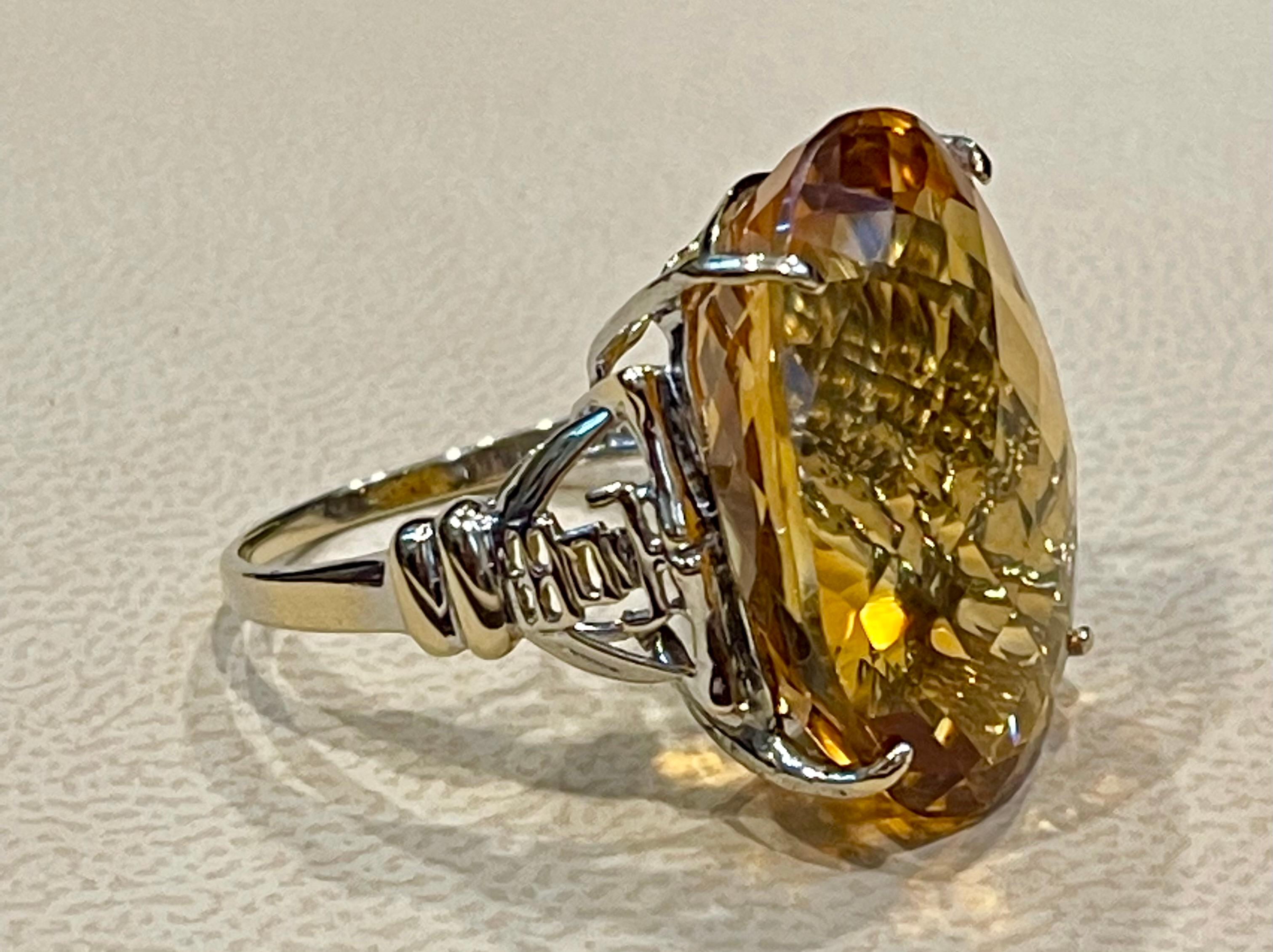 34 Ct Natural Oval Checker Board Citrine Cocktail Ring 14 Kt Yellow Gold, Estate For Sale 6