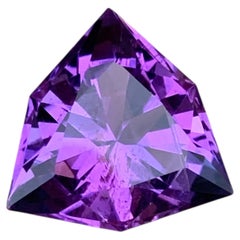 Pietra preziosa ametista di 20 carati, taglio fantasia triangolare, colore viola, per ciondoli