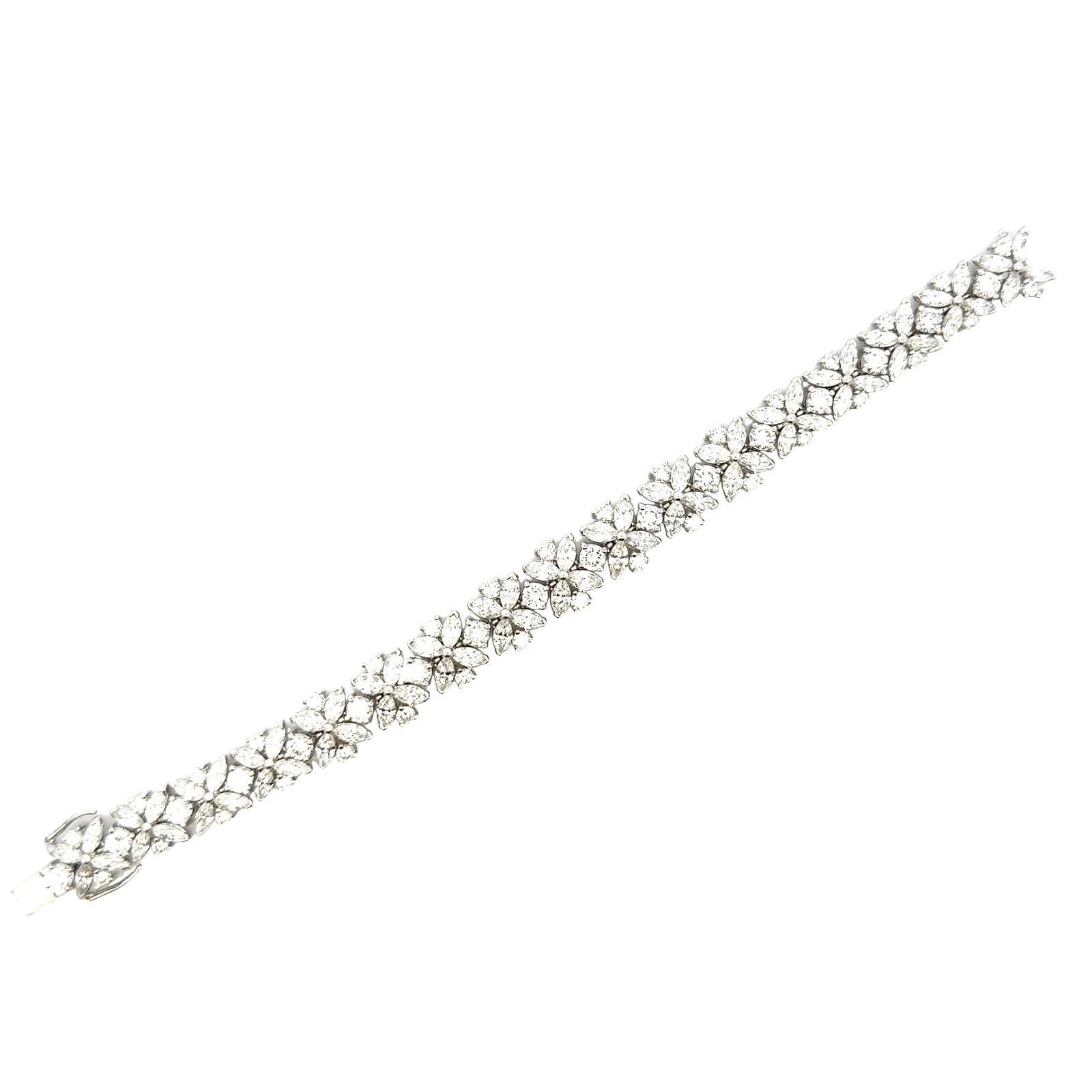 20 CTW Round Brilliant & Marquise Diamond Platinum Estate Bracelet In Excellent Condition For Sale In Boca Raton, FL