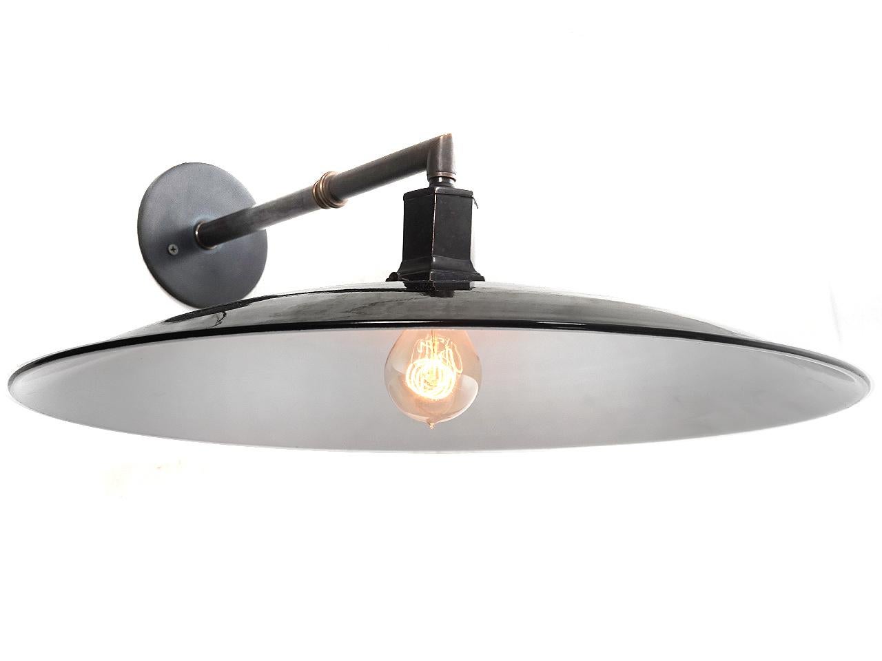Américain Appliques à abat-jour en porcelaine noir sur blanc de 20