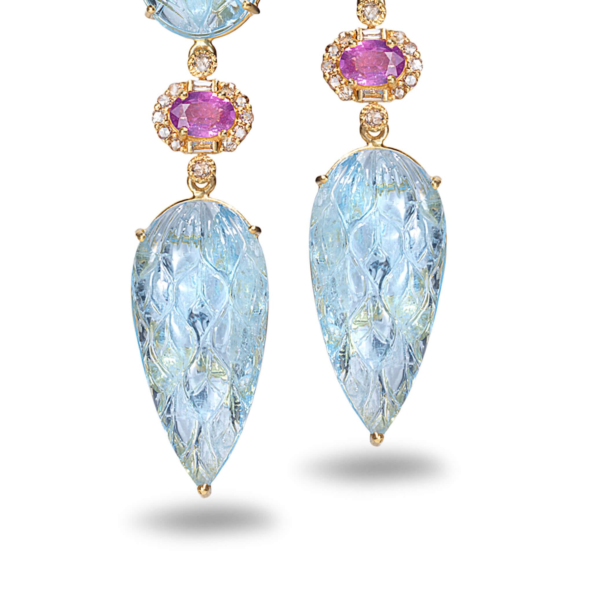 20 Karat Carved Aquamarine Earrings In New Condition For Sale In Secaucus, NJ