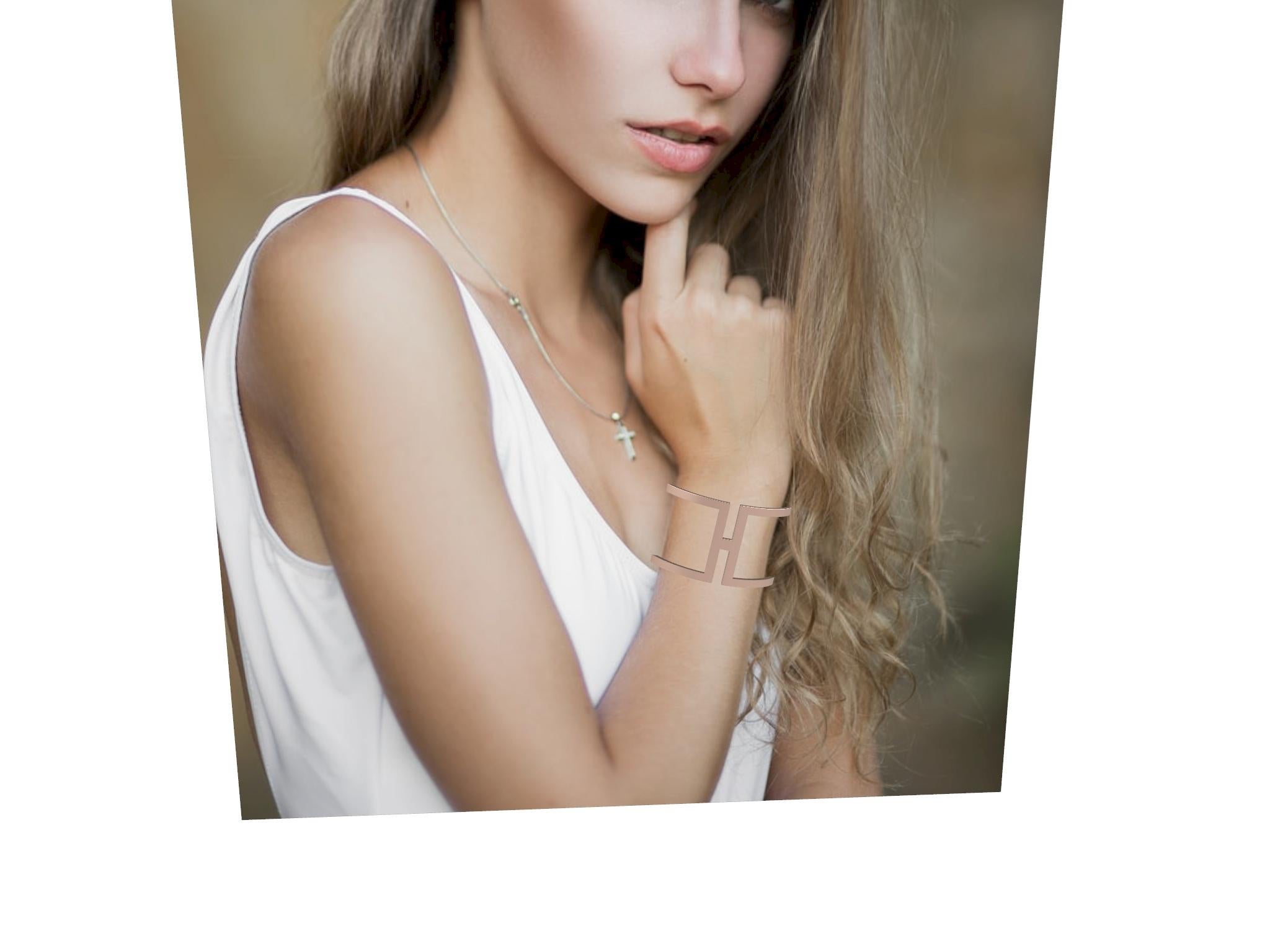 18 Karat rosa  Rechteckiges Manschettenarmband, 3 x 1,50 mm dick x  mm 1 3/16stel Zoll  weit. Dies ist eines meiner frühen Designs, das ich besitze und bei Tiffany & Co. in Sterling hergestellt und verkauft habe. Jetzt bietet mein Werfer zahlreiche