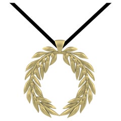 20 Karat Yellow Gold Olive Wreath Pendant