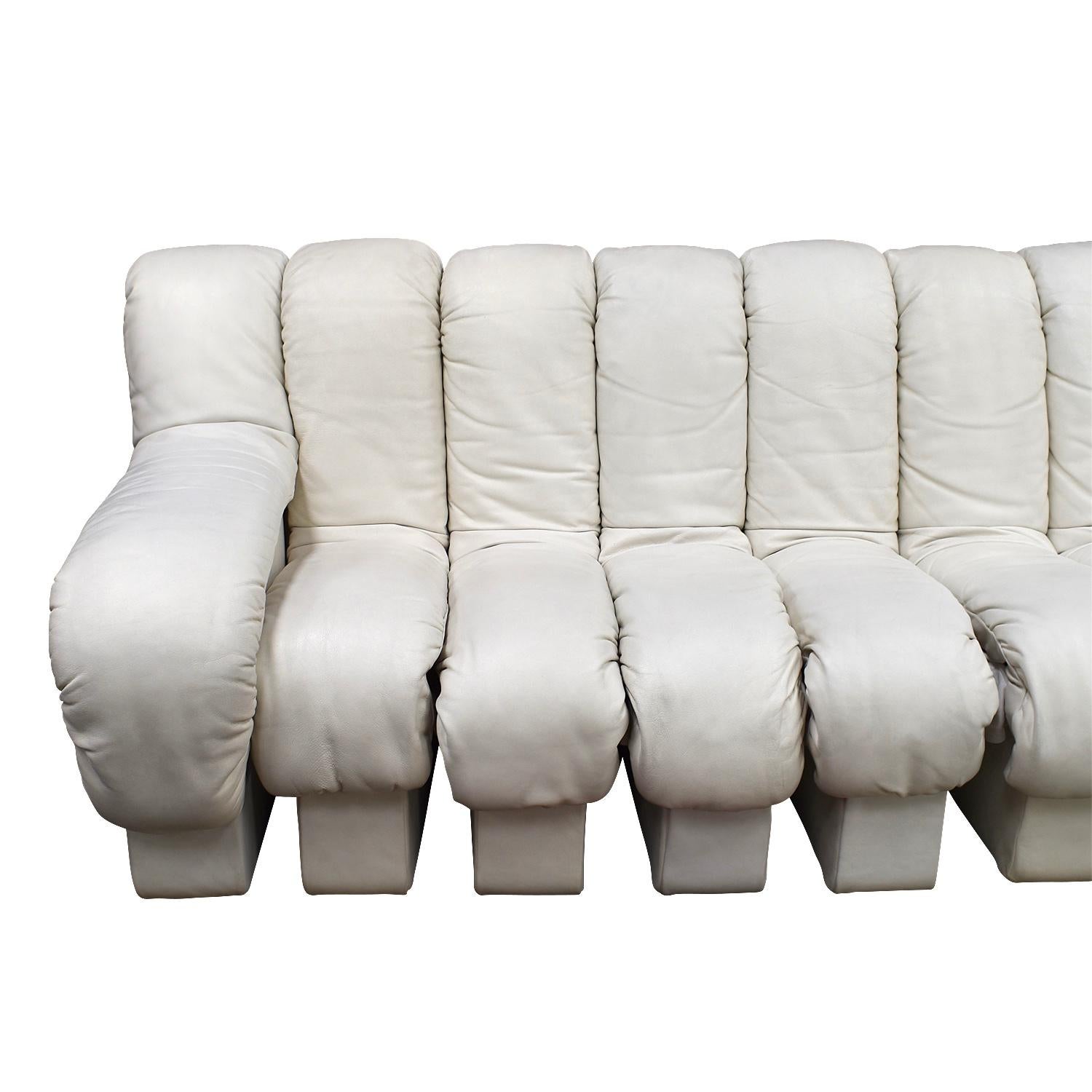 20-Piece De Sede DS600 'Snake' Non-Stop Sectional Sofa in Crème White Leather 7