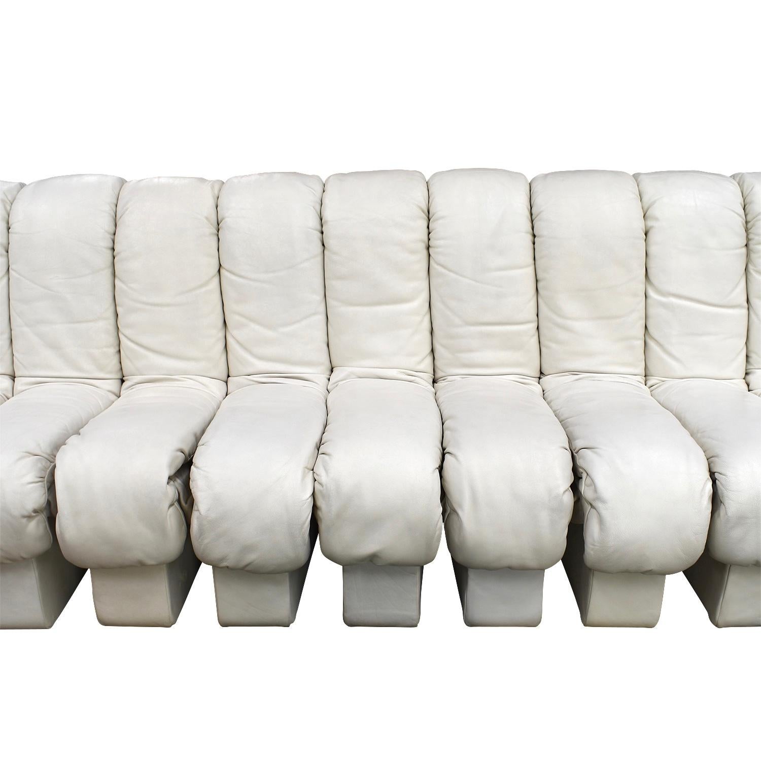 20-Piece De Sede DS600 'Snake' Non-Stop Sectional Sofa in Crème White Leather 8