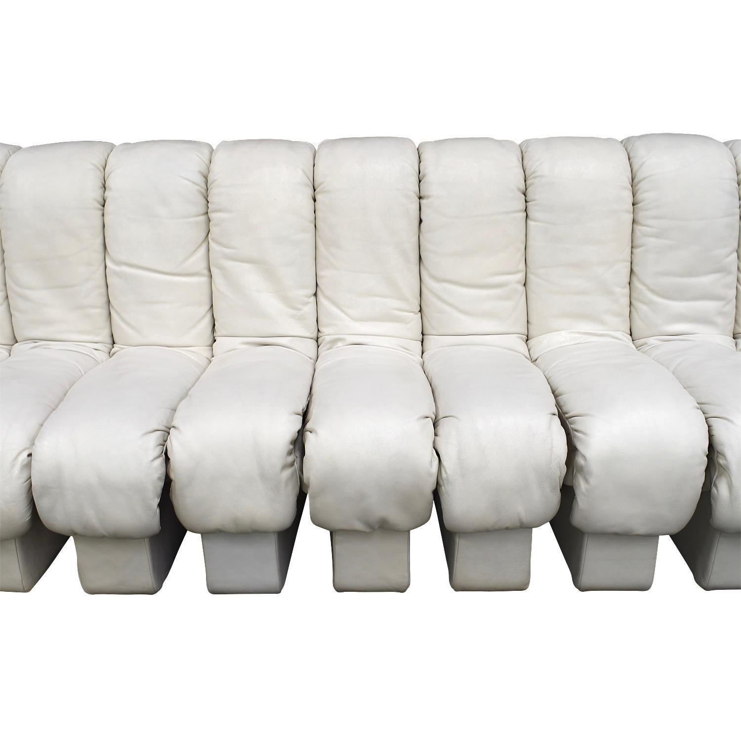 20-Piece De Sede DS600 'Snake' Non-Stop Sectional Sofa in Crème White Leather 9