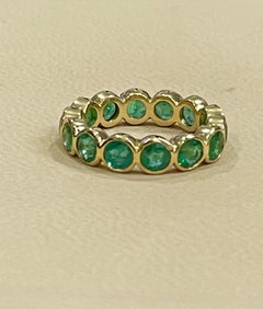 20 Pointer Each 2.80 Carat Emerald Anniversary Eternity Band / Ring 14KYG