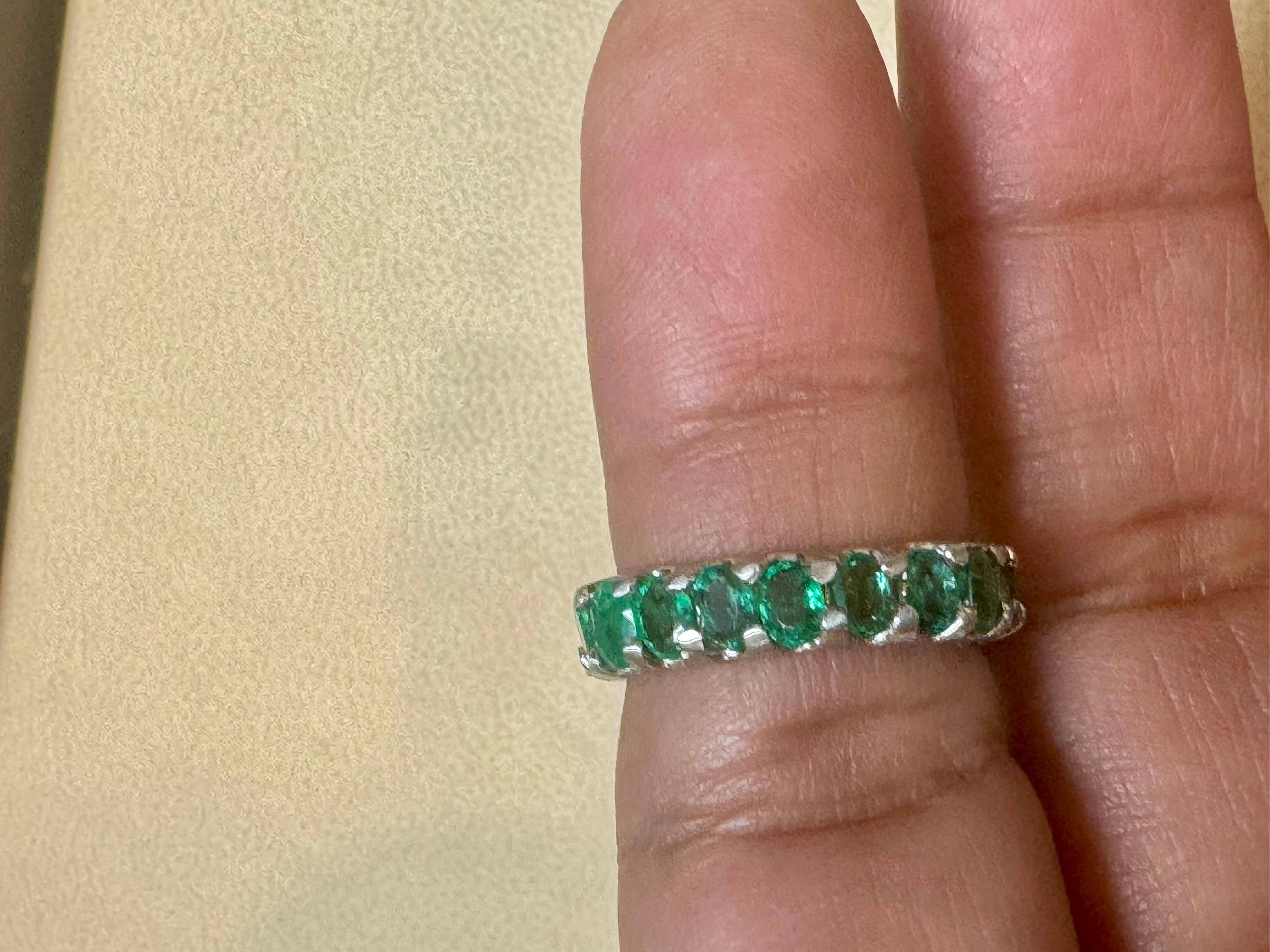 20 Pointer Each 4 Carat Emerald Anniversary Eternity Band / Ring Platinum For Sale 6