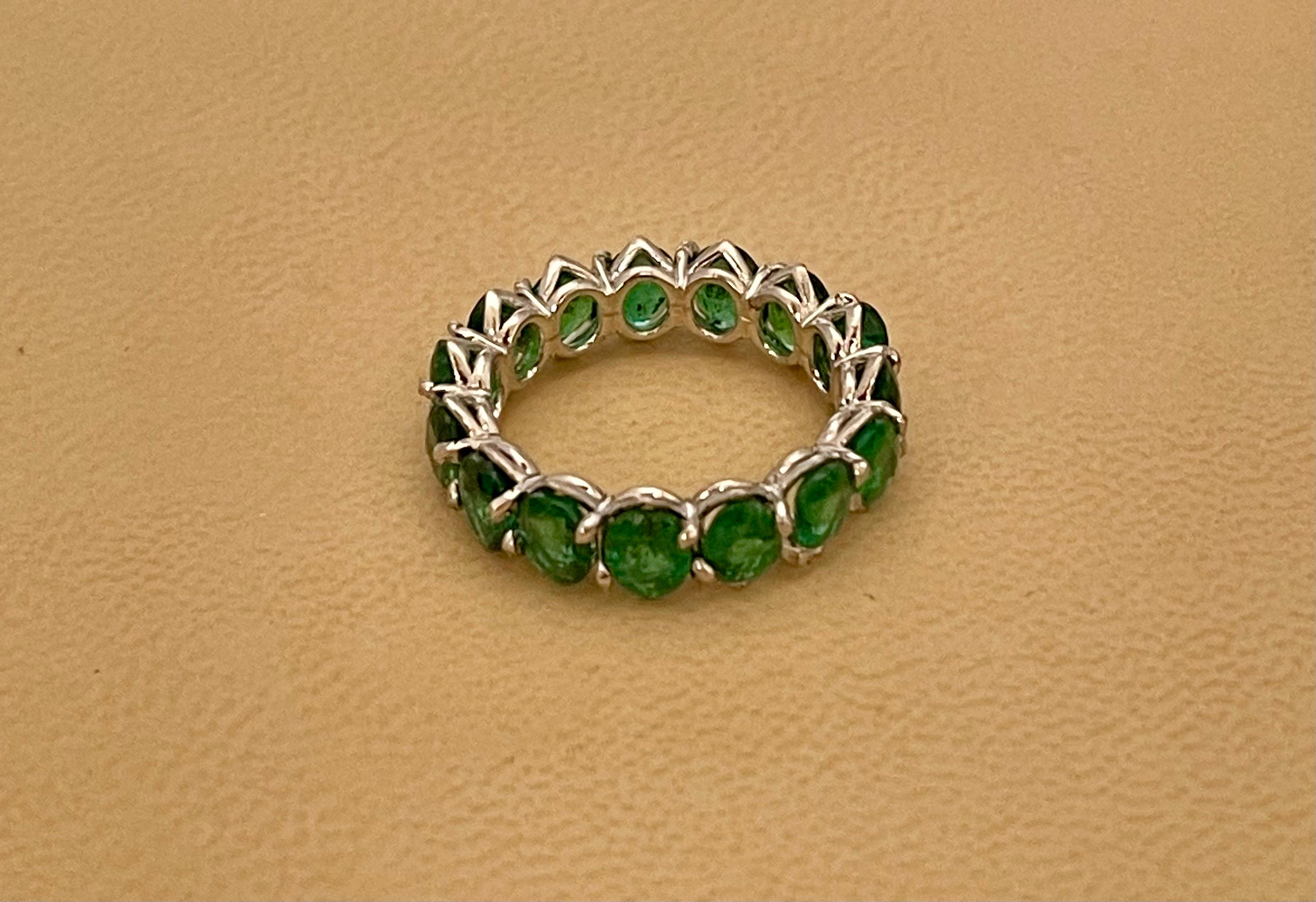 20 Pointer Each 4 Carat Emerald Anniversary Eternity Band / Ring Platinum For Sale 1