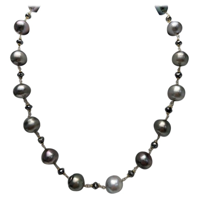 Collana da 20" con perle di Tahiti e diamanti neri (16ct) in oro giallo 14K