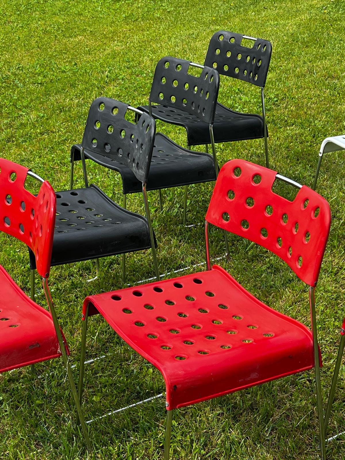 20 th CentuSet of 9 stackable chairs Omstak Rodney Kinsman for Bieffeplast, 1960 For Sale 4