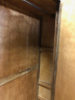 Armadio Deco del 20° secolo in radica di radica, a un'anta con specchio centrale