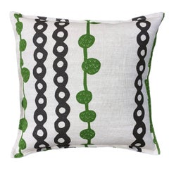 Hedge Ball and Chain on Wheat Cotton Linen Pillow