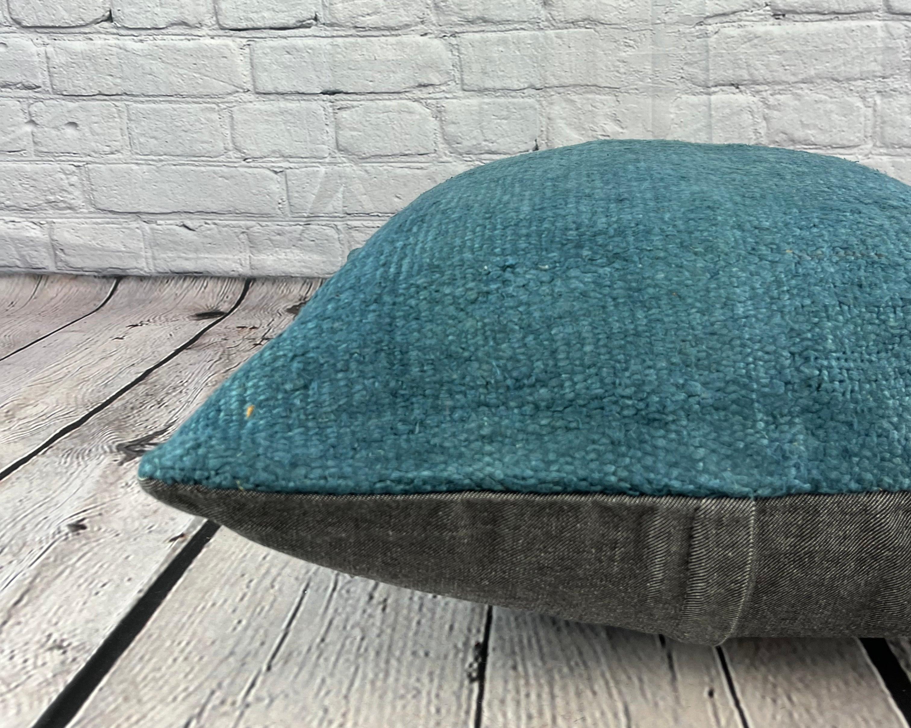 20 x 20 Hemp Pillow Turkish Cushion Natural Blue Pillow Cushion Cover #6422 In New Condition For Sale In Houston, TX
