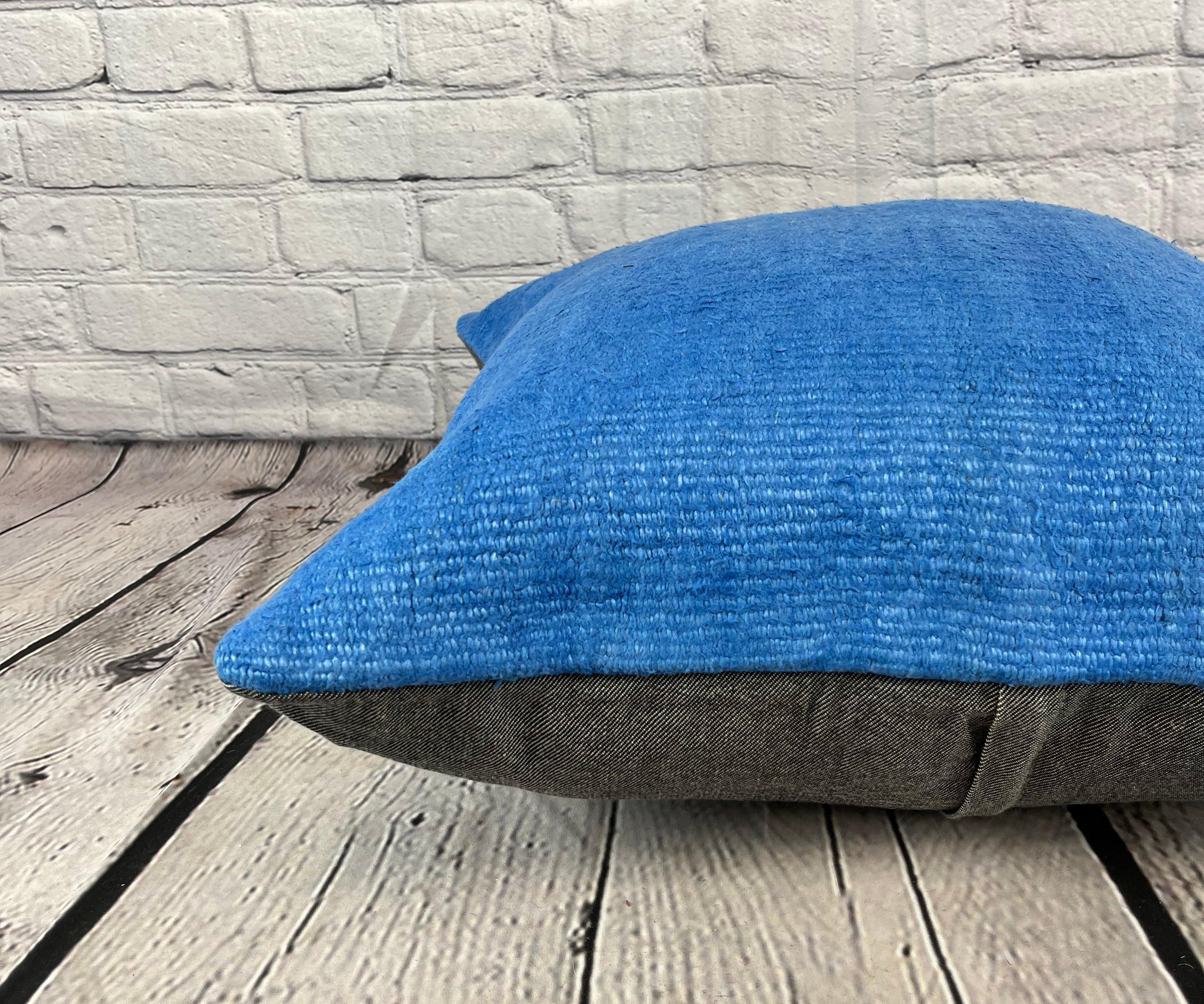 20 x 20 Hemp Pillow Turkish Cushion Natural Blue Pillow Cushion Cover #6444 In New Condition In Houston, TX