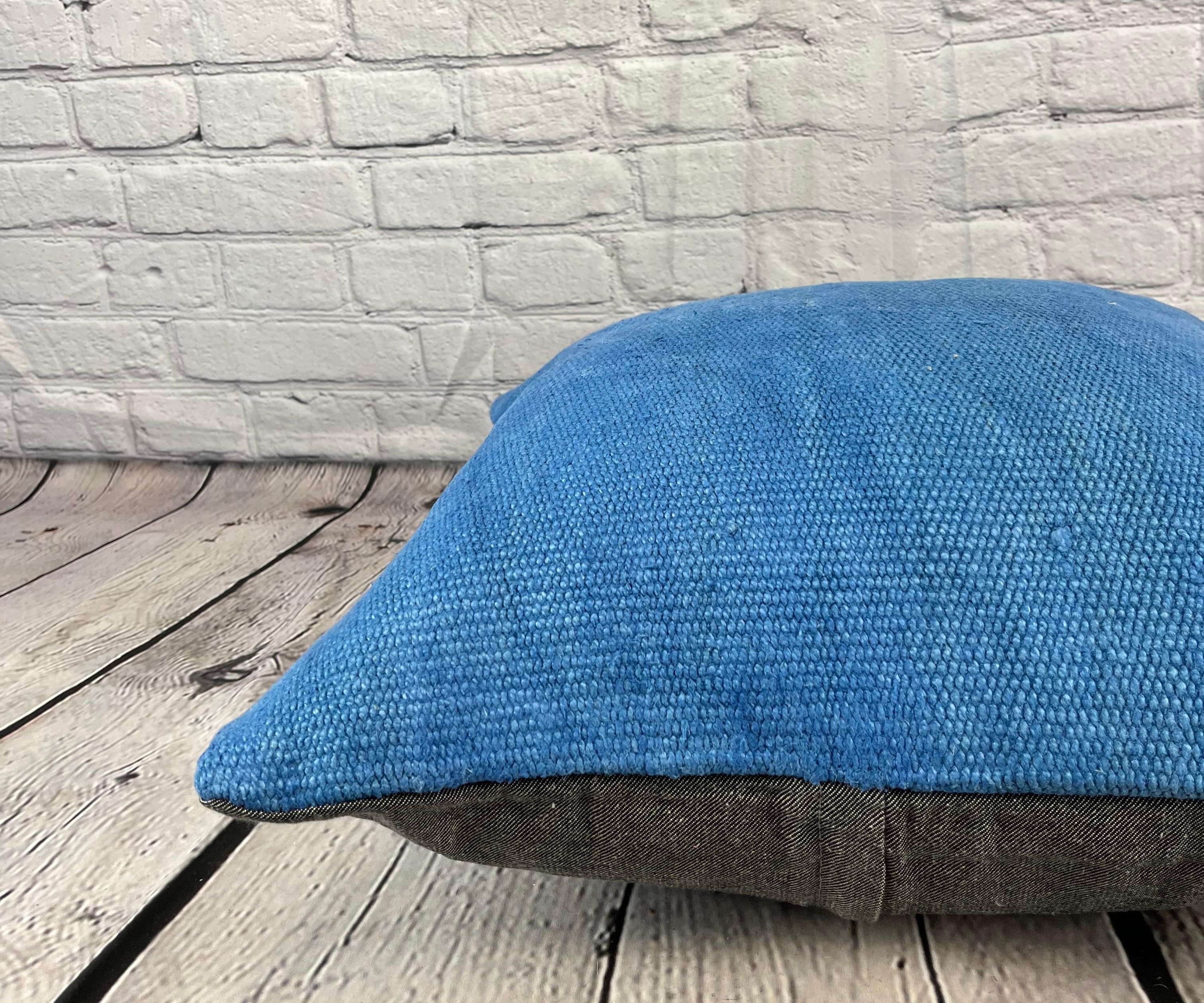 20 x 20 Hemp Kissen Türkisches Kissen mit natürlichem blauem Kissen-Kissenbezug #6446 im Zustand „Neu“ im Angebot in Houston, TX