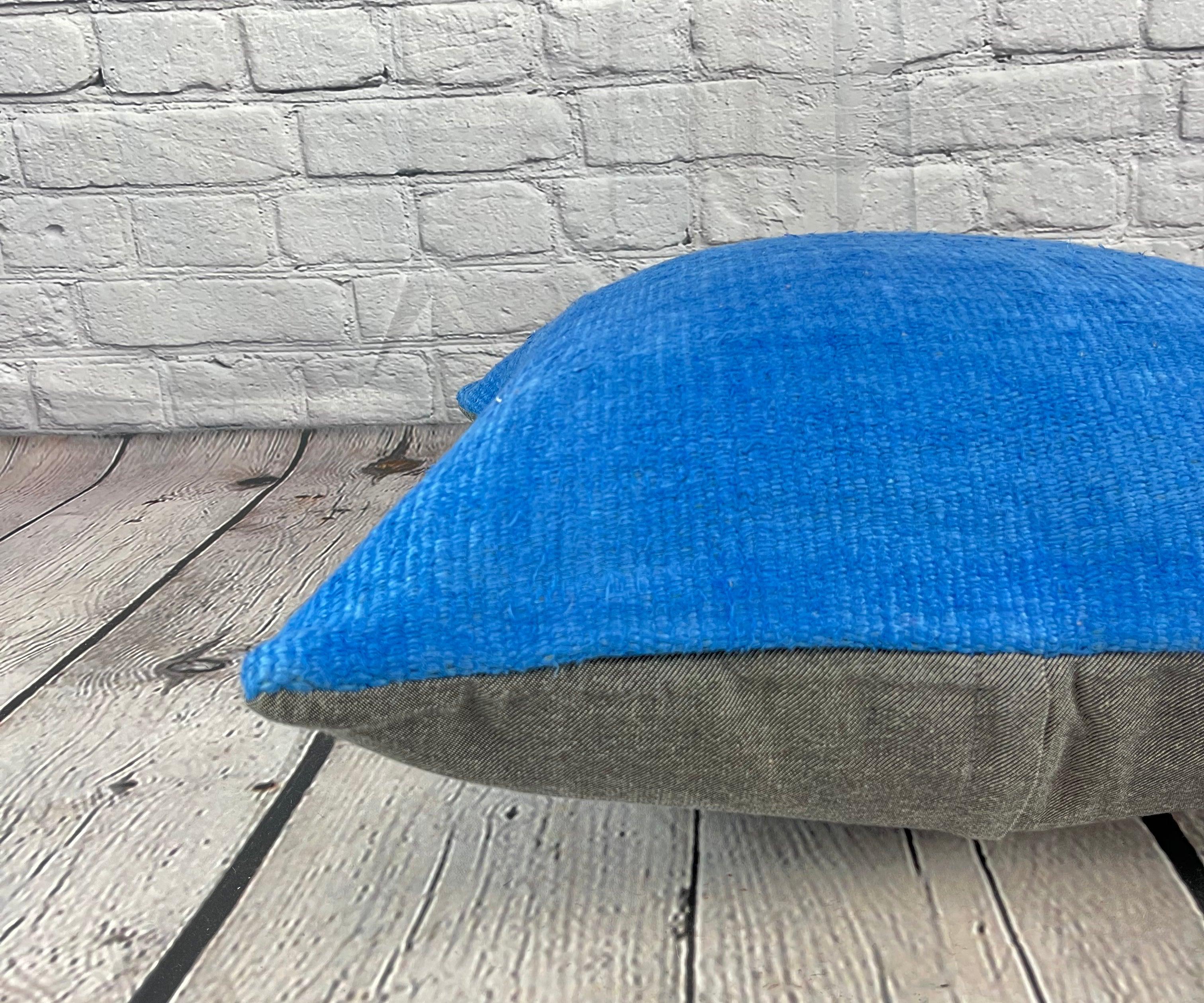 20 x 20 Hemp Kissen Türkisches Kissen mit natürlichem blauem Kissenbezug #6447 im Zustand „Neu“ in Houston, TX