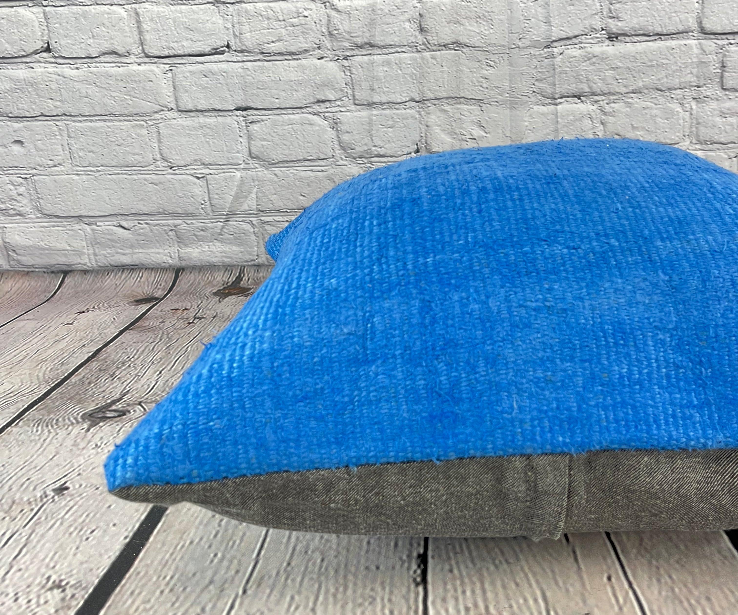 Noué à la main Coussin d'oreiller turc coussin bleu naturel 20 x 20,6448 en vente