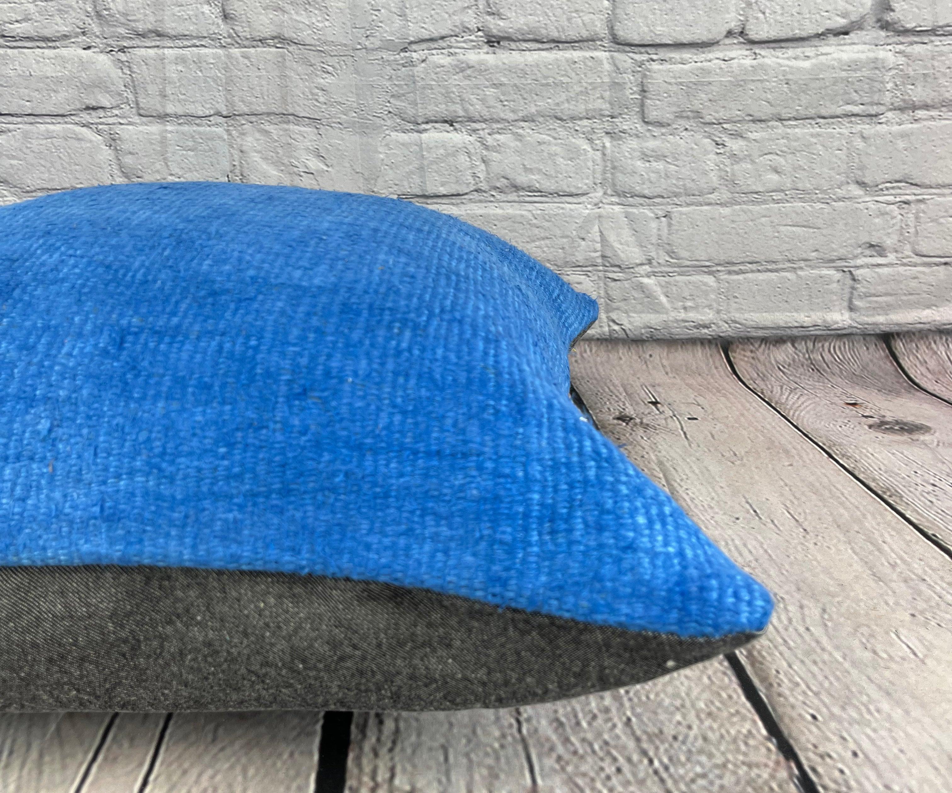 20 x 20 Hemp Kissen Türkisches Kissen mit natürlichem blauem Kissenbezug #6450 im Zustand „Neu“ im Angebot in Houston, TX