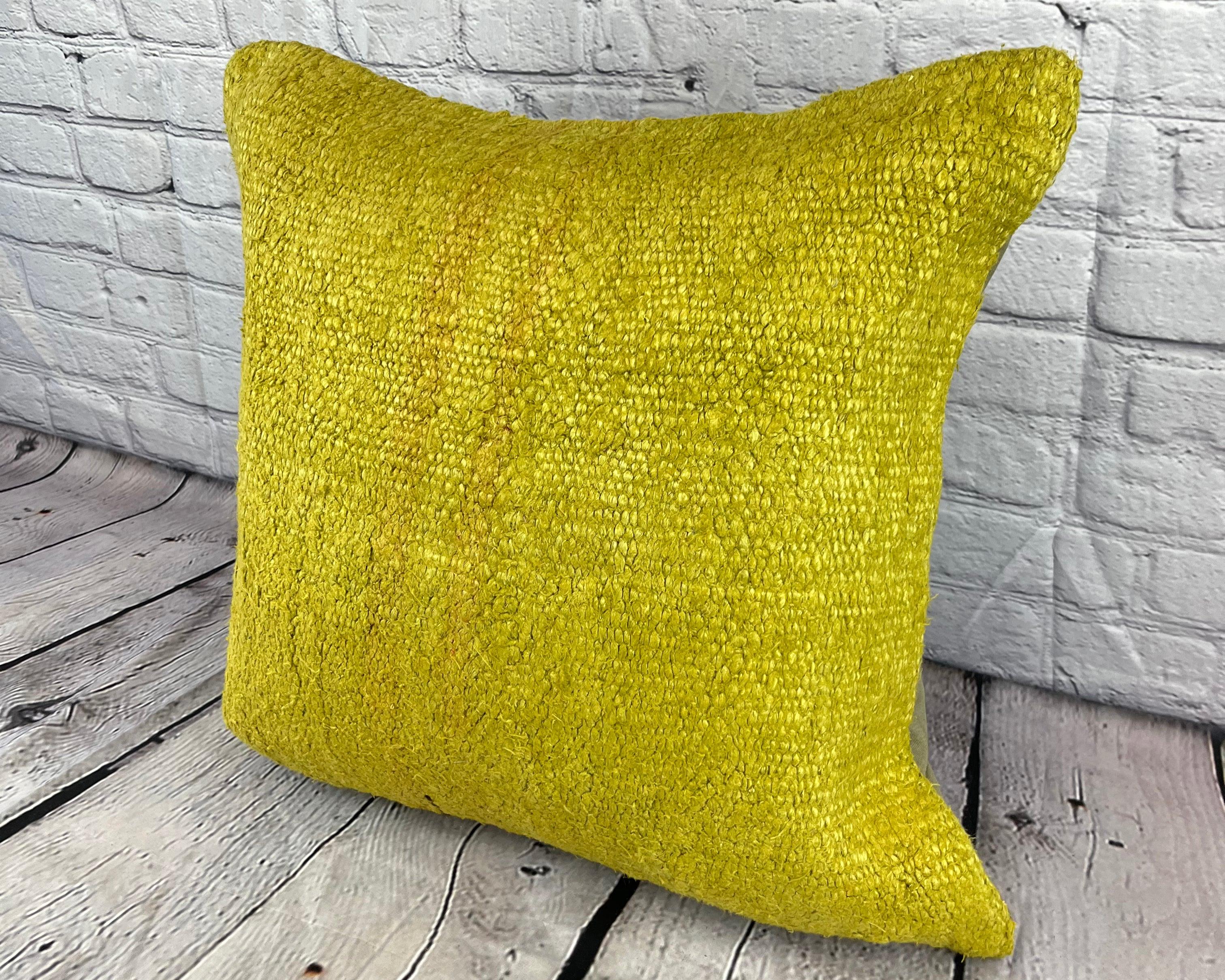 20 x 20 Hempe Pillow Turkish Cushion Natural Green Pillow Cushion Cover #6309 Élevez votre décoration intérieure avec notre Hemp Pillow Turkish Cushion. Cette exquise housse de coussin, méticuleusement tissée à la main, ajoute une touche d'élégance