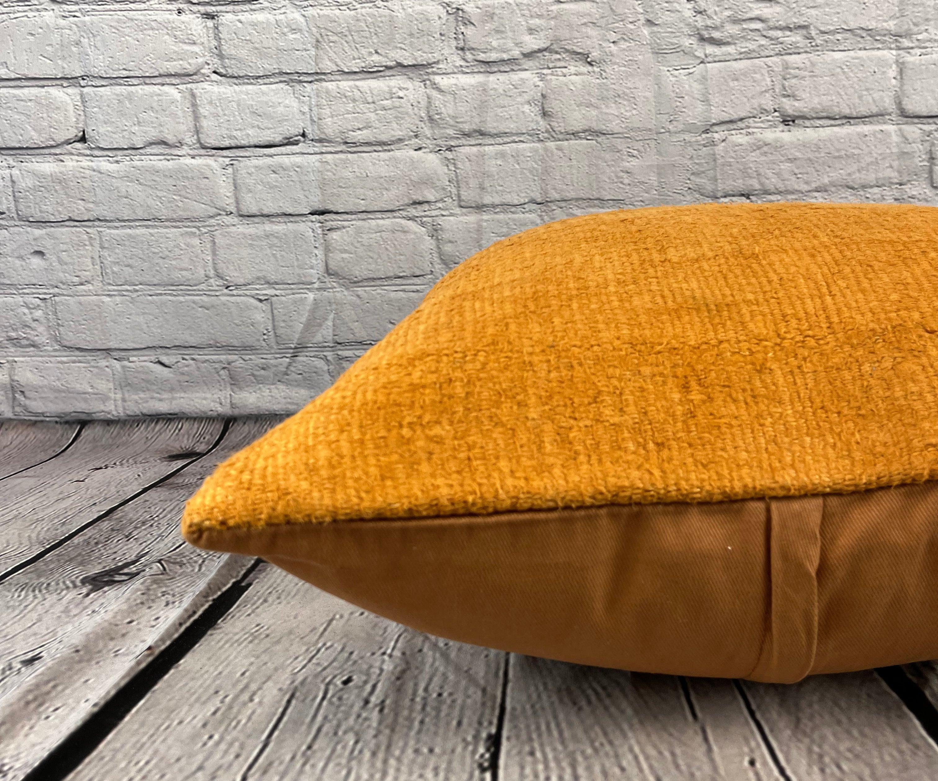 20 x 20 Hemp Kissen Türkisches Kissen mit natürlichem orangefarbenem Kissen-Kissenbezug #6292 im Zustand „Neu“ im Angebot in Houston, TX