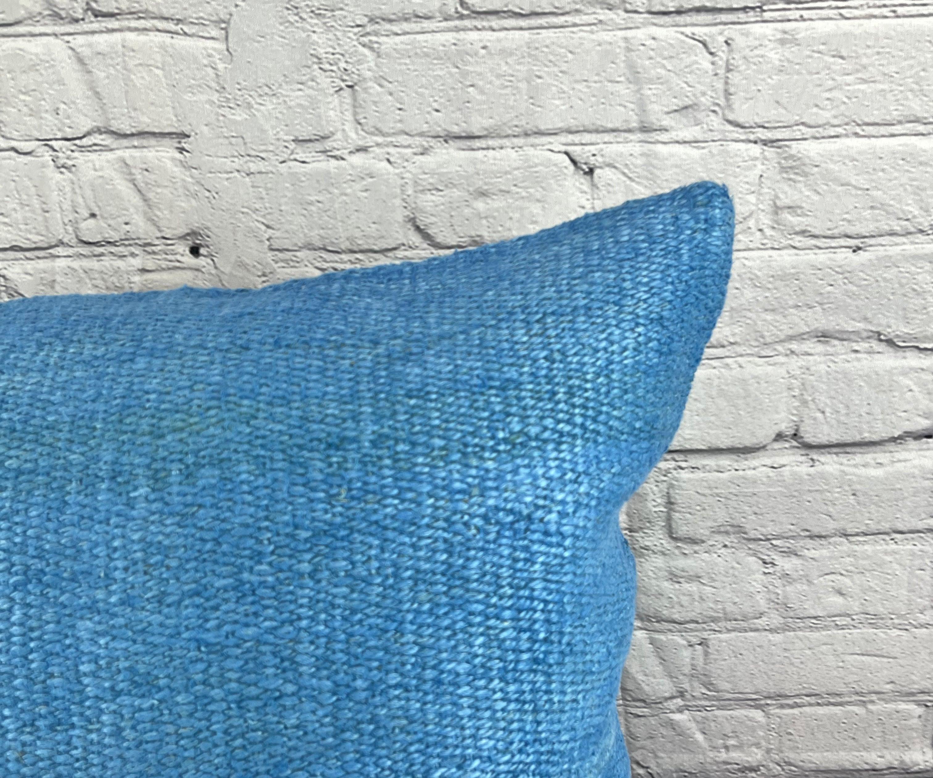 20 x 20 Hemp-Kissen Türkisches Kissen, Kissen mit natürlichem Himmelblauem Kissenbezug #6440 (Handgeknüpft) im Angebot