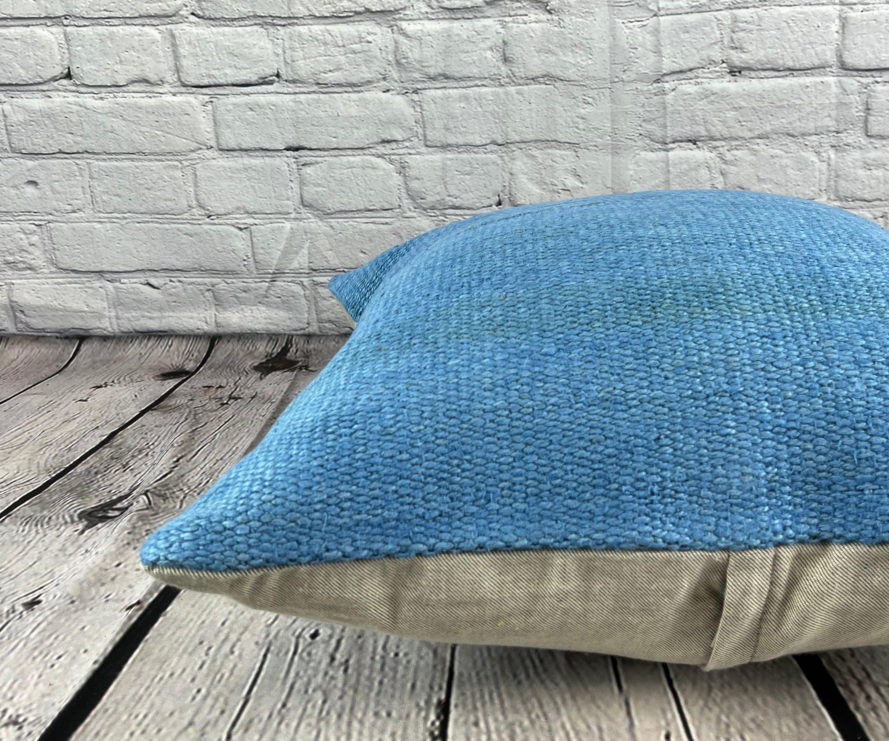 20 x 20 Hemp-Kissen Türkisches Kissen, Kissen mit natürlichem Himmelblauem Kissenbezug #6440 im Zustand „Neu“ im Angebot in Houston, TX