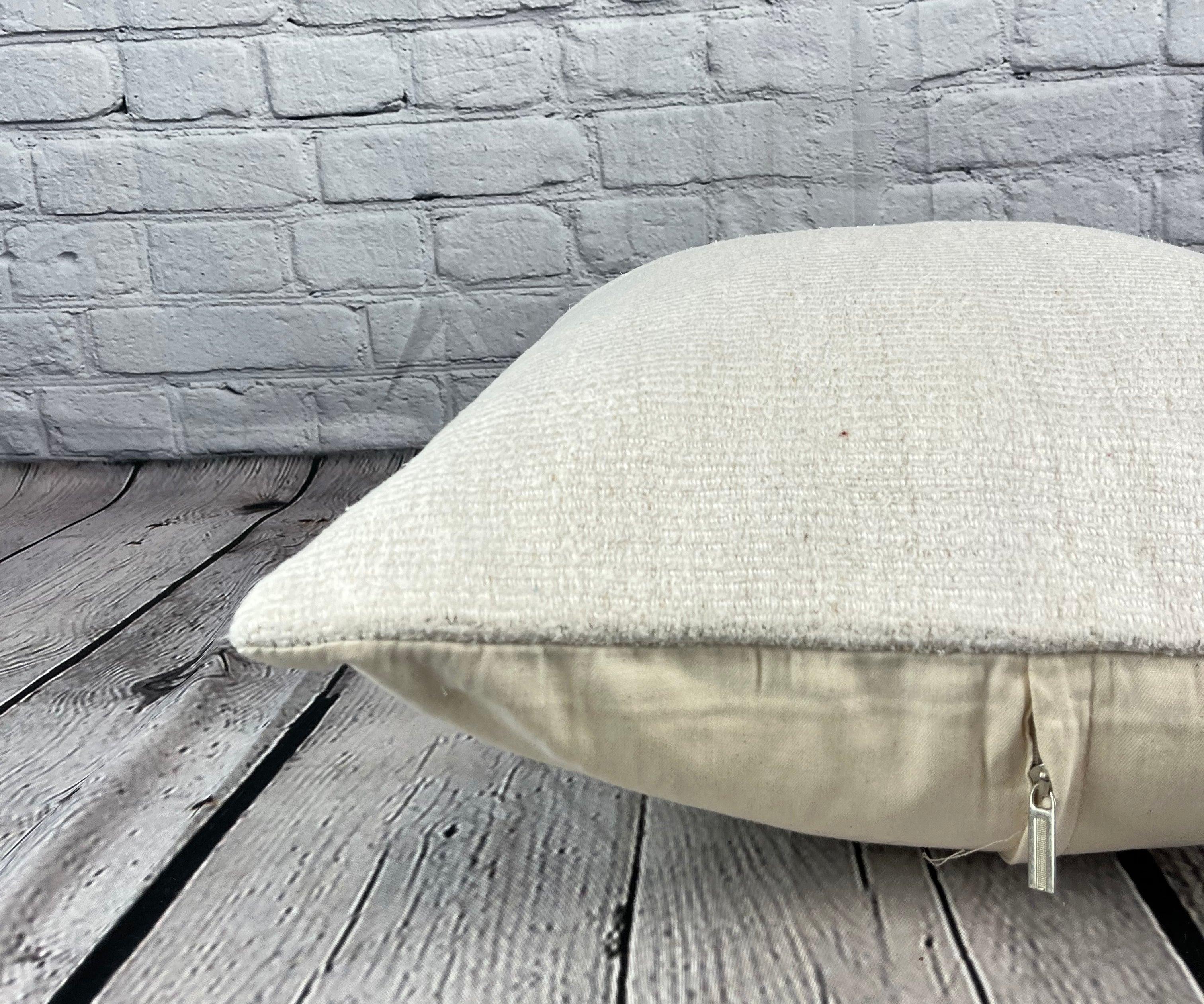 Noué à la main Coussin de coussin turc à ourlet 20 x 20, blanc naturel grisâtre, couvercle n° 6479 en vente