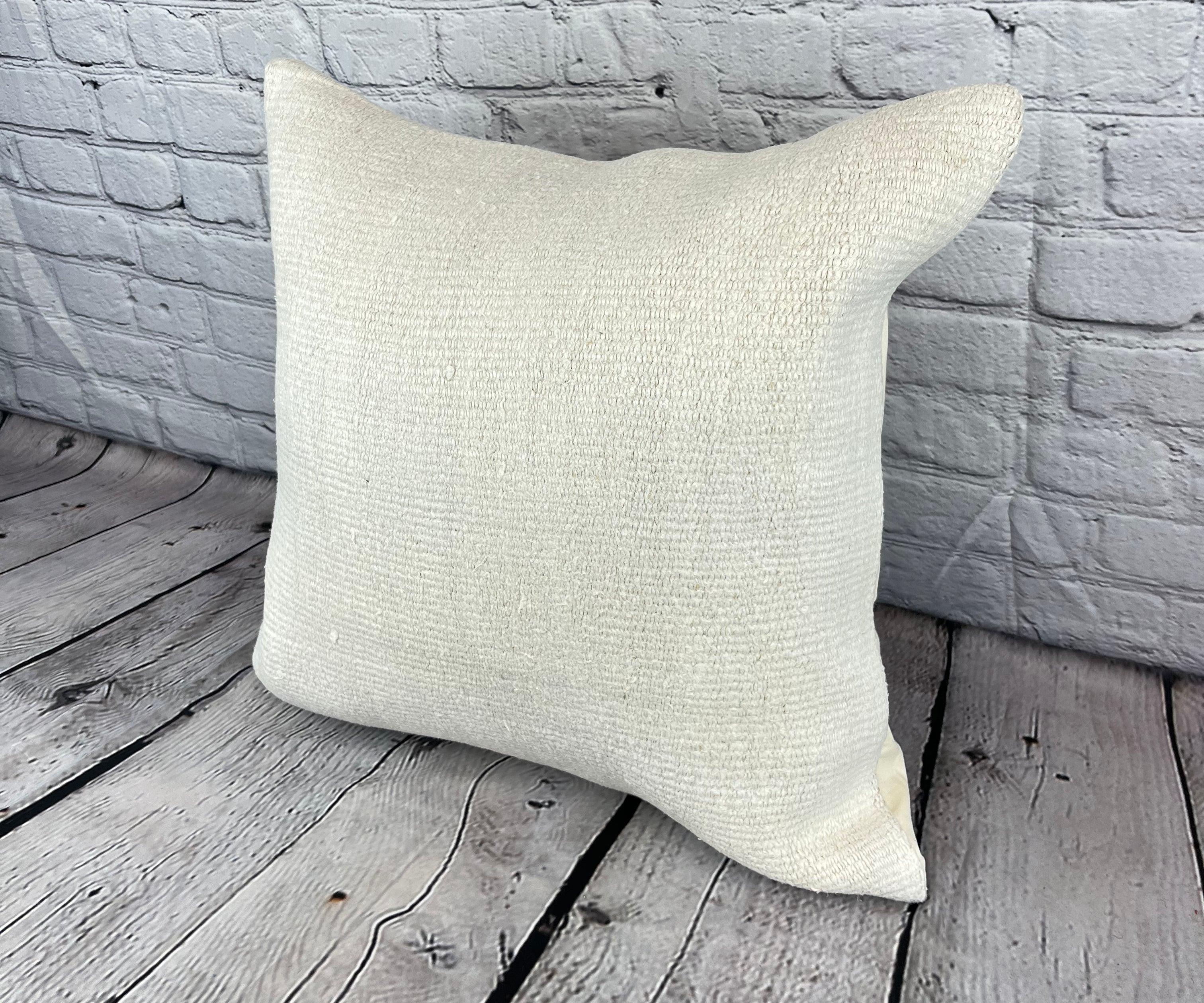 20 x 20 Hanf-Kissen Türkisches Kissen Natürliches Grau-Weißes Kissen Kissenbezug #6499 Werten Sie Ihr Zuhause mit unserem Hanf-Kissen Türkisches Kissen auf. Dieser exquisite, sorgfältig handgewebte Kissenbezug verleiht jedem Raum einen Hauch von