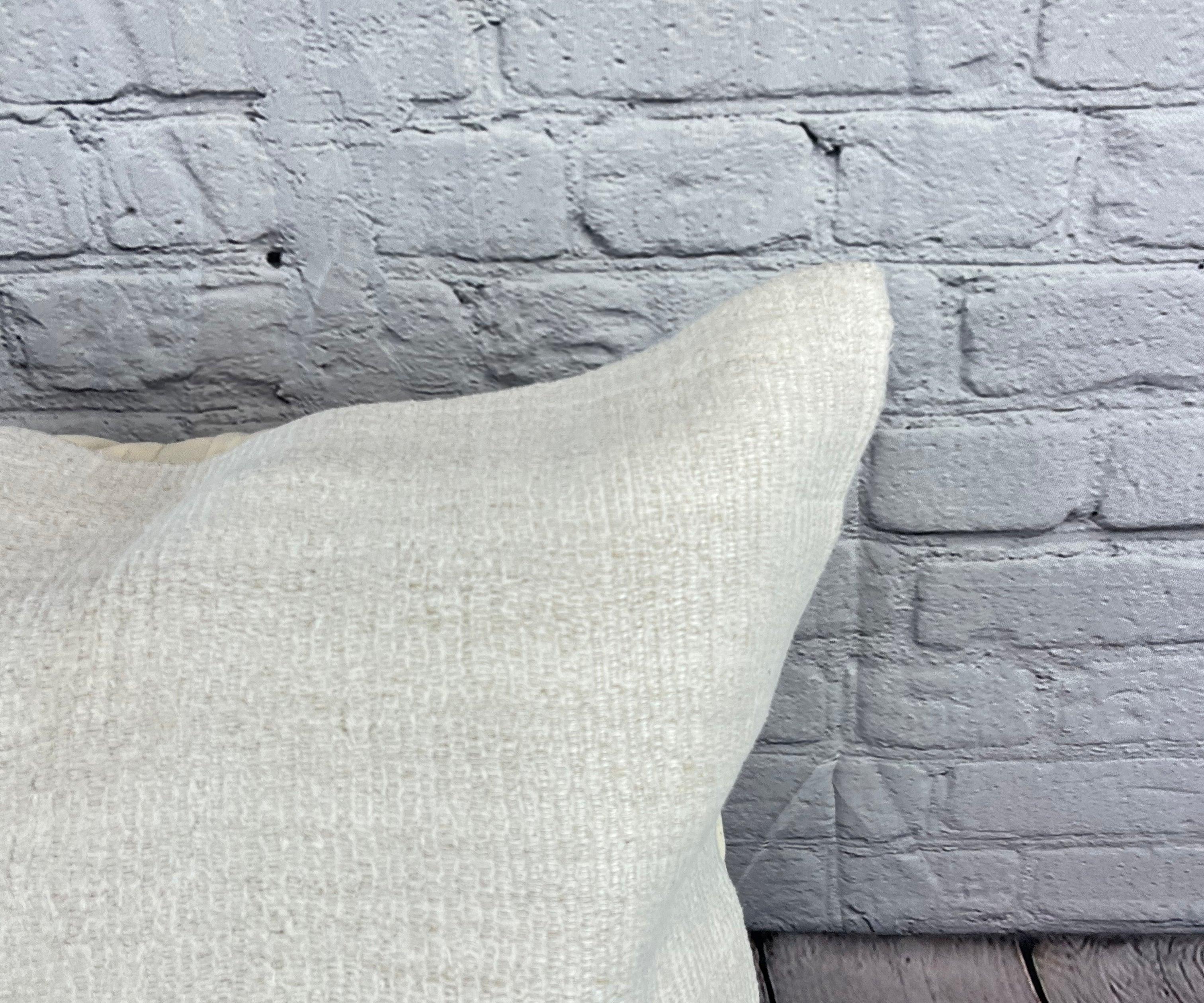 20 x 20 Hemp Türkisches Kissen, natürliches grauweißes Kissen-Kissenbezug #6503 mit natürlichem Saum (Handgeknüpft) im Angebot