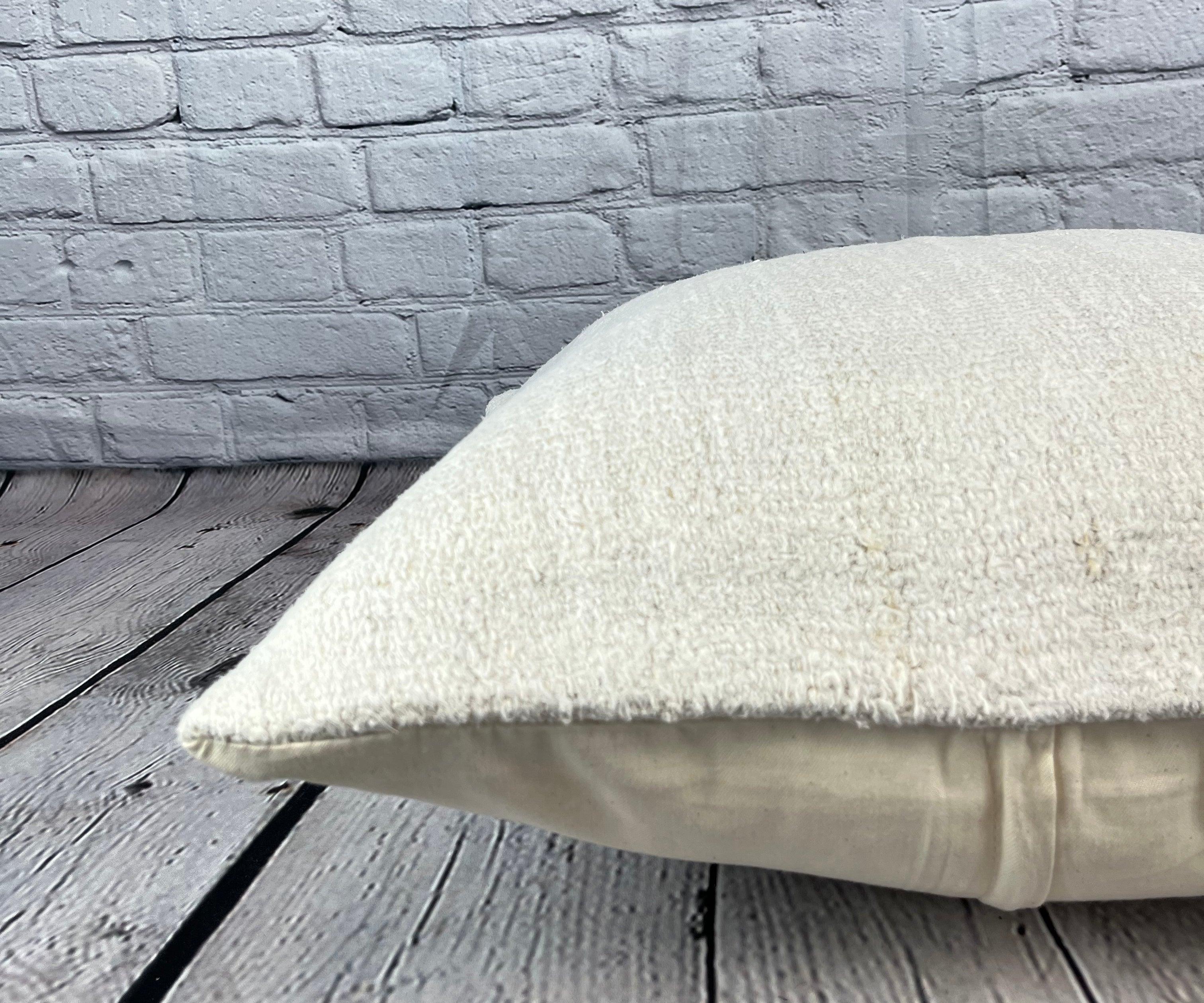 20 x 20 Hemp Turkish Cushion Natural Grayish White Pillow Cushion Cover #6505 In New Condition For Sale In Houston, TX