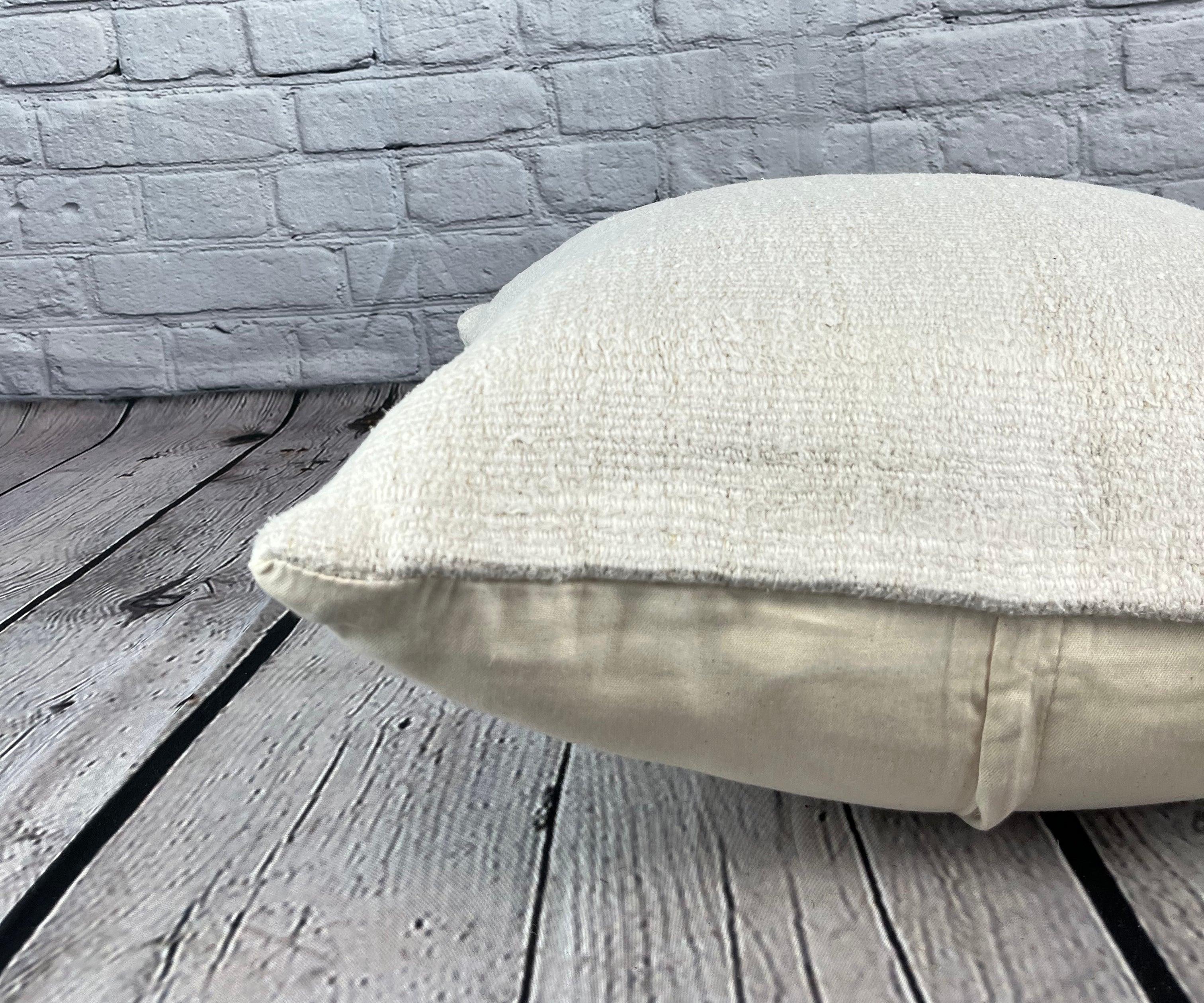 Noué à la main Coussin de coussin turc à ourlet 20 x 20, blanc naturel grisâtre, couvercle n° 6508 en vente