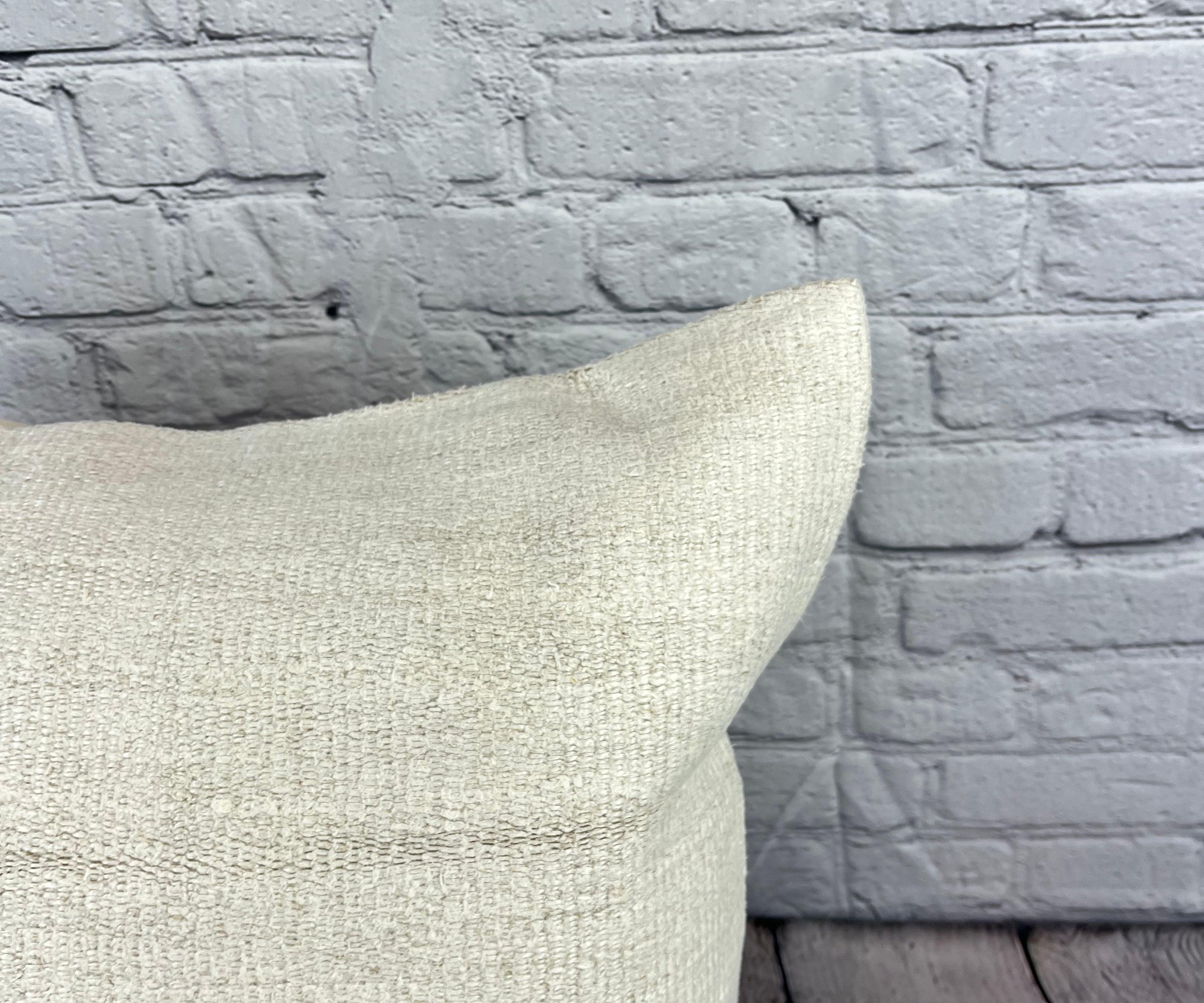 Turc Coussin de coussin turc à ourlet 20 x 20, blanc naturel grisâtre, couvercle n° 6509 en vente